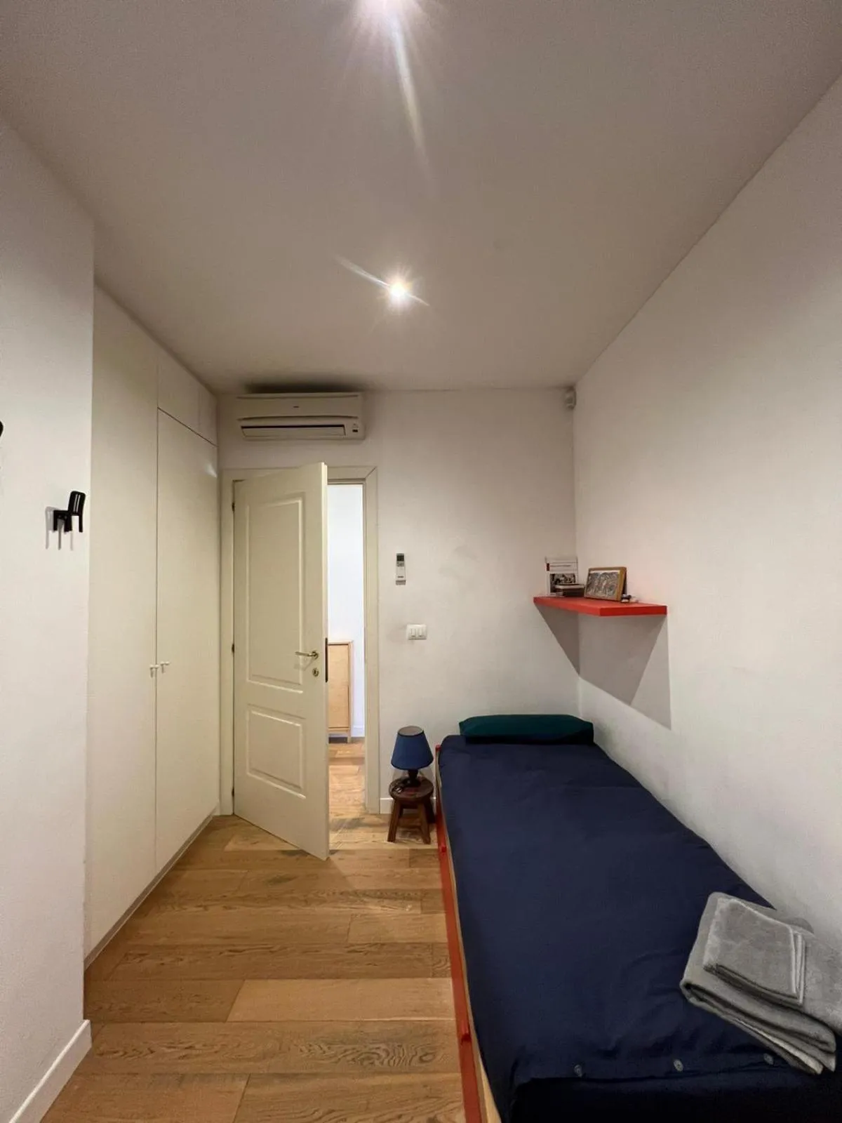 Bedroom, Bed in Miramare