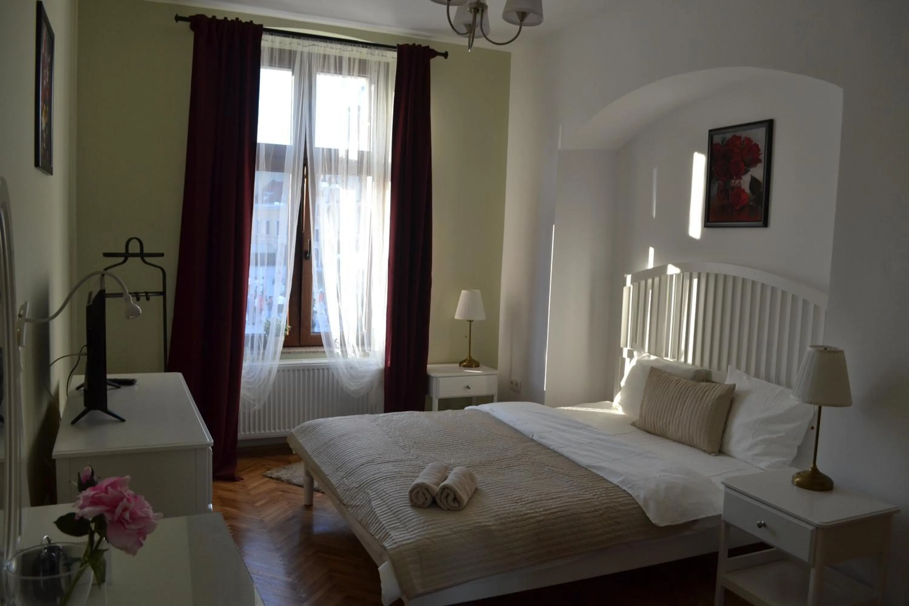 Photo of the whole room, Bed in Casa Krone - Piața Sfatului
