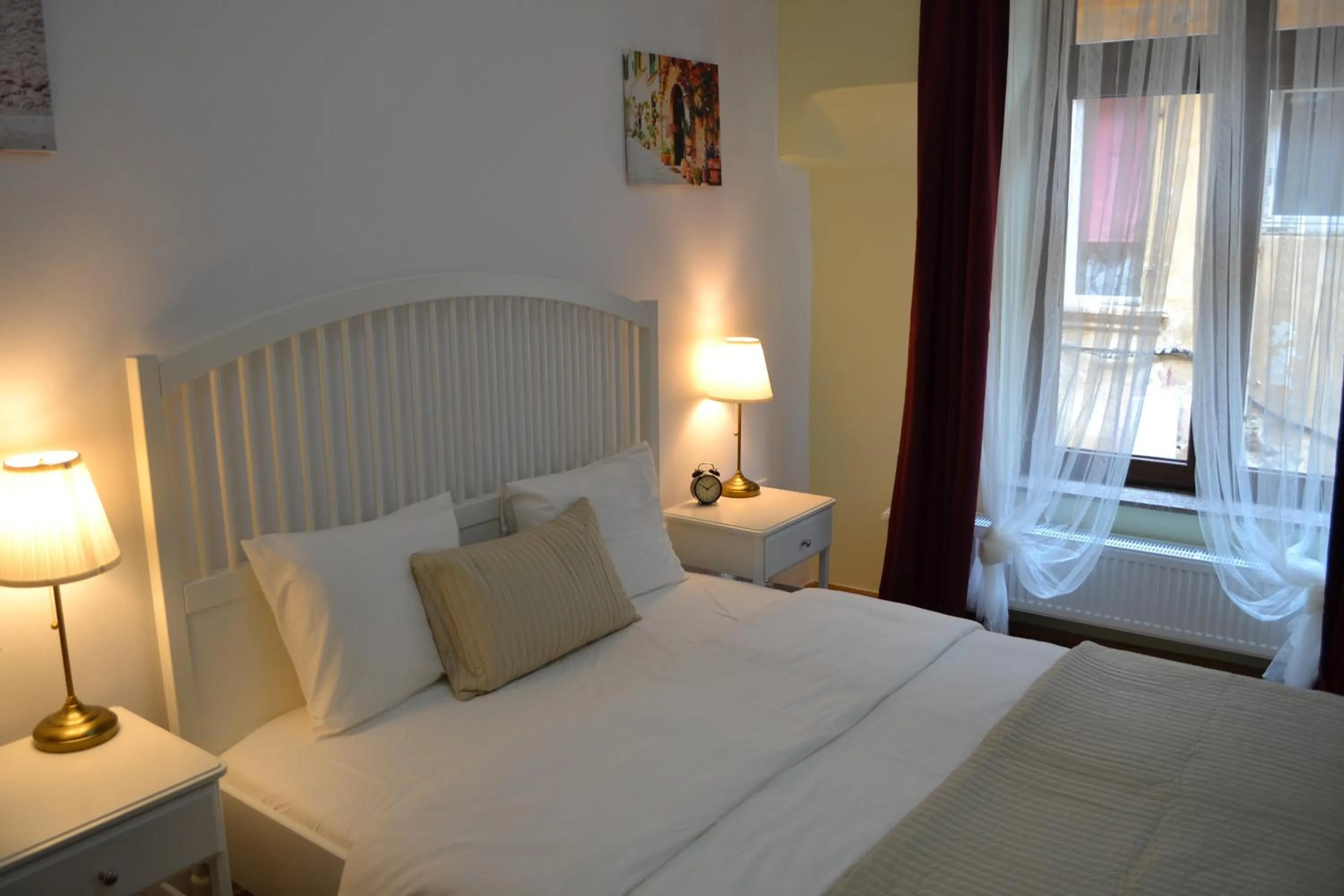 Photo of the whole room, Bed in Casa Krone - Piața Sfatului