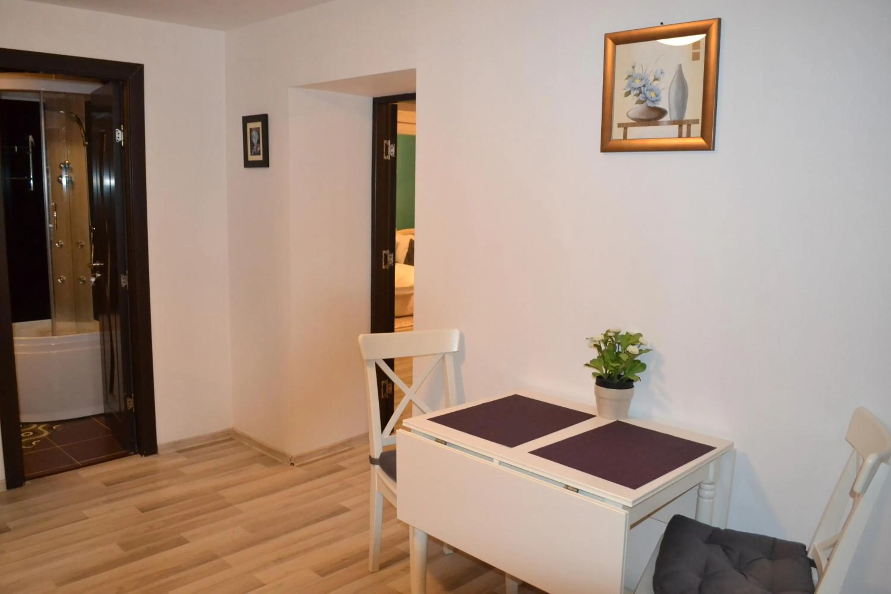 Kitchen or kitchenette in Casa Krone - Piața Sfatului