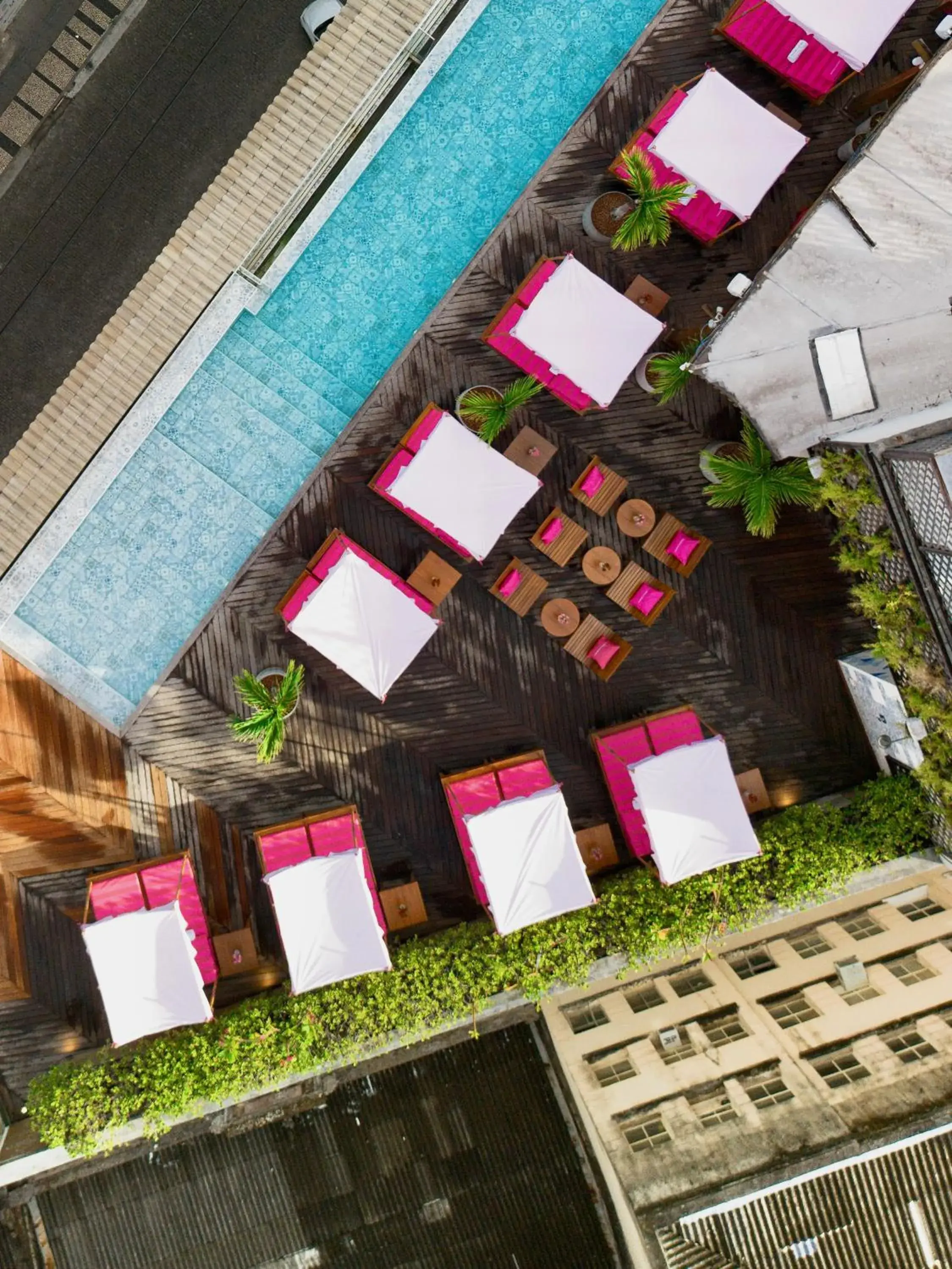 Pool view in Fera Palace Hotel Pool view in Fera Palace Hotel