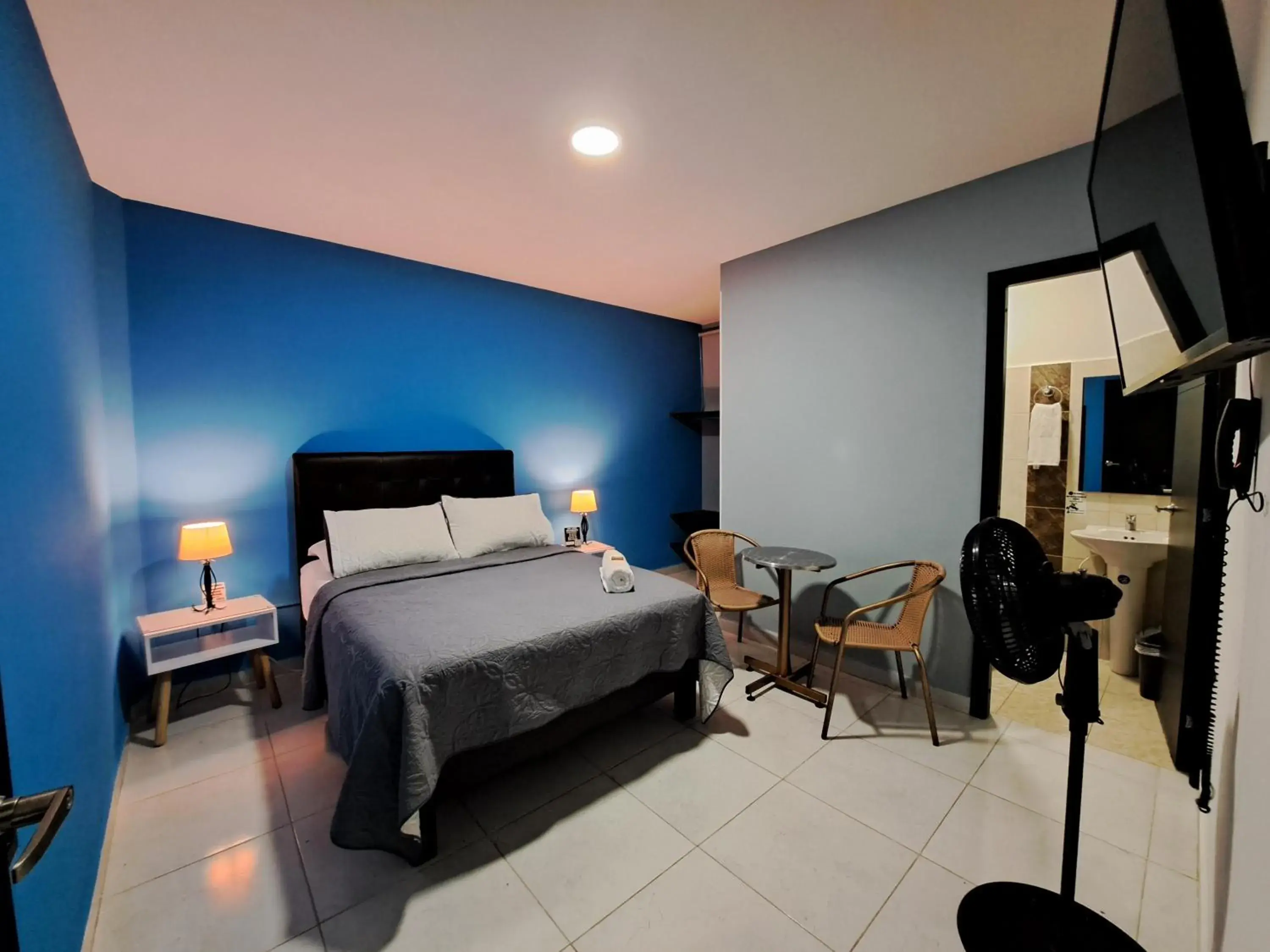 Superior Double Room in Hotel 9-25 Superior Double Room in Hotel 9-25