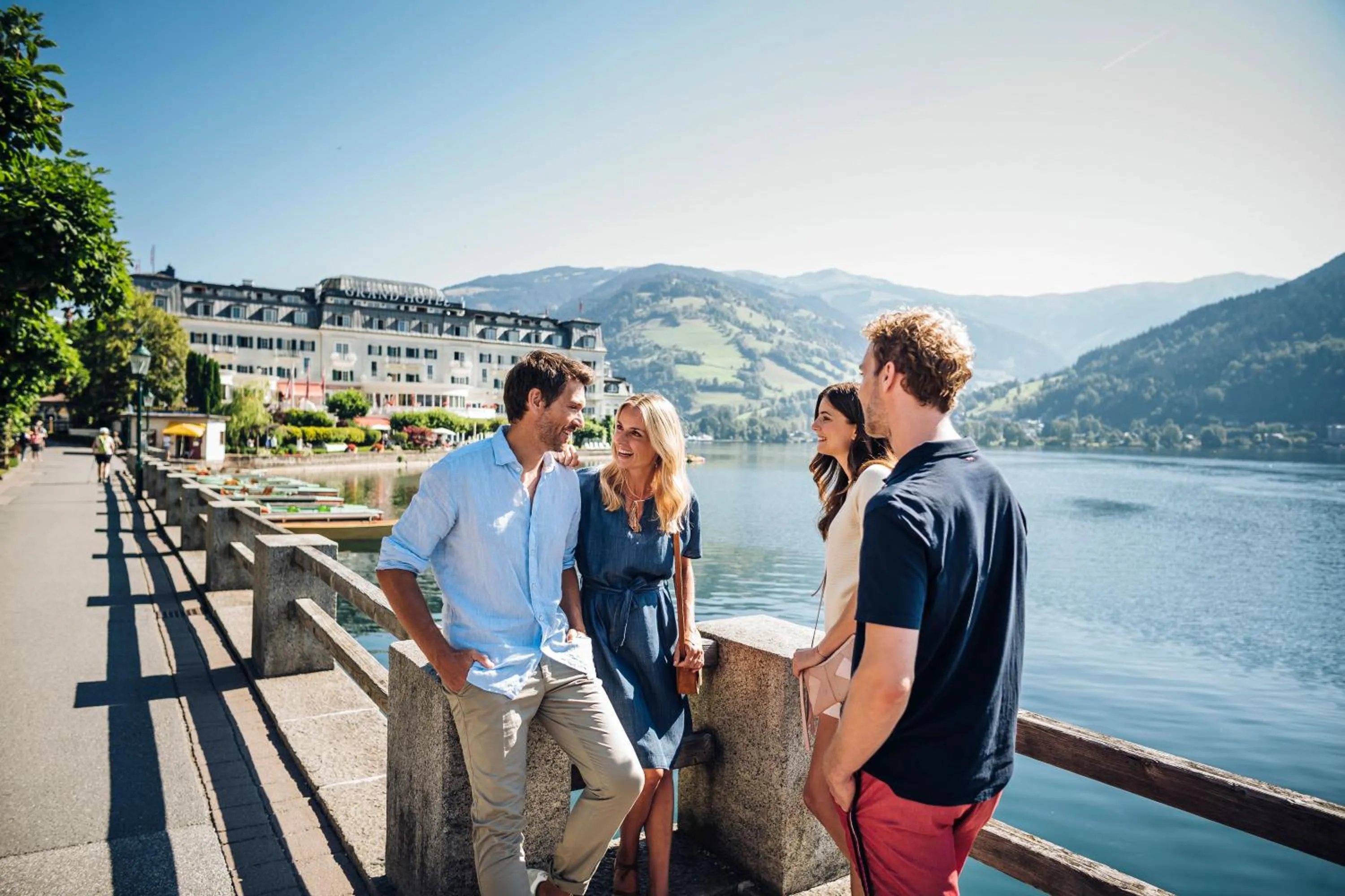 TWO TIMEZ - Boutique Hotel