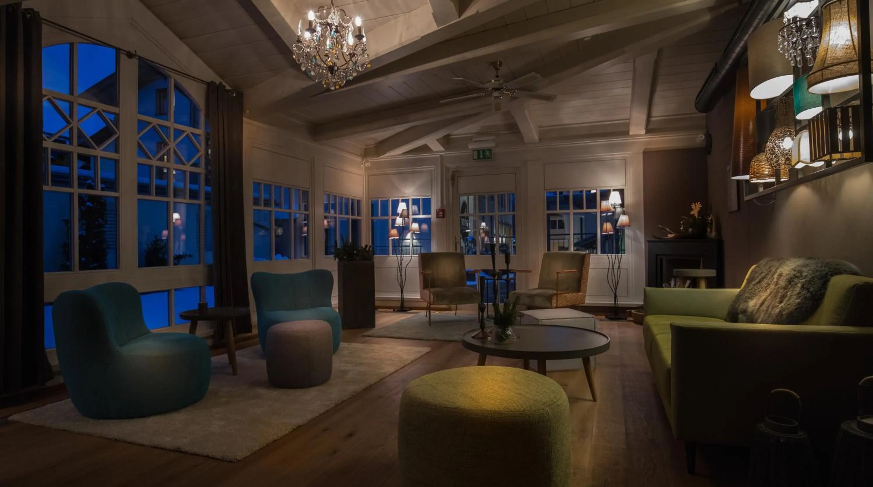 Lounge or bar in TWO TIMEZ - Boutique Hotel