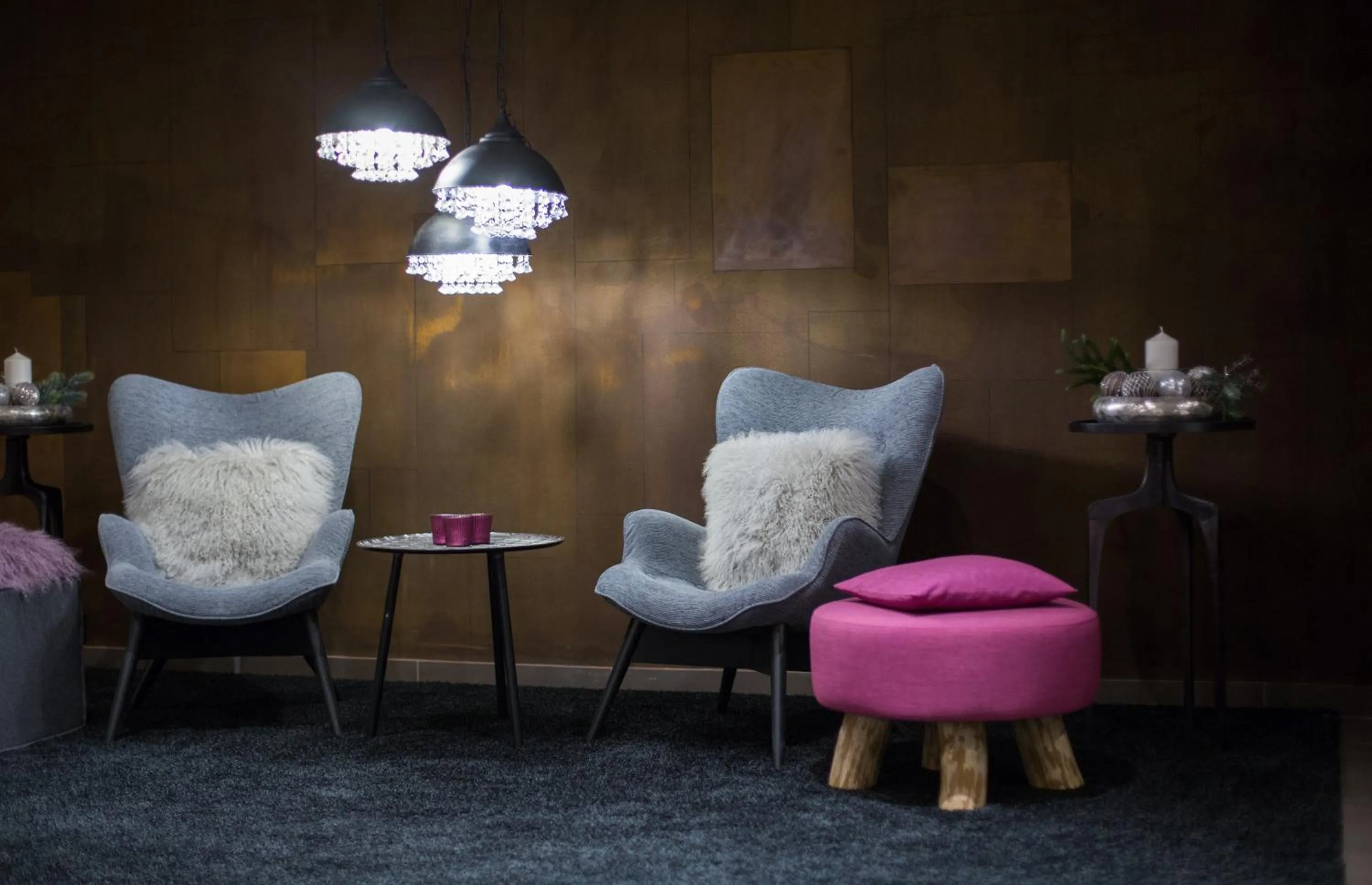 Communal lounge/ TV room in TWO TIMEZ - Boutique Hotel