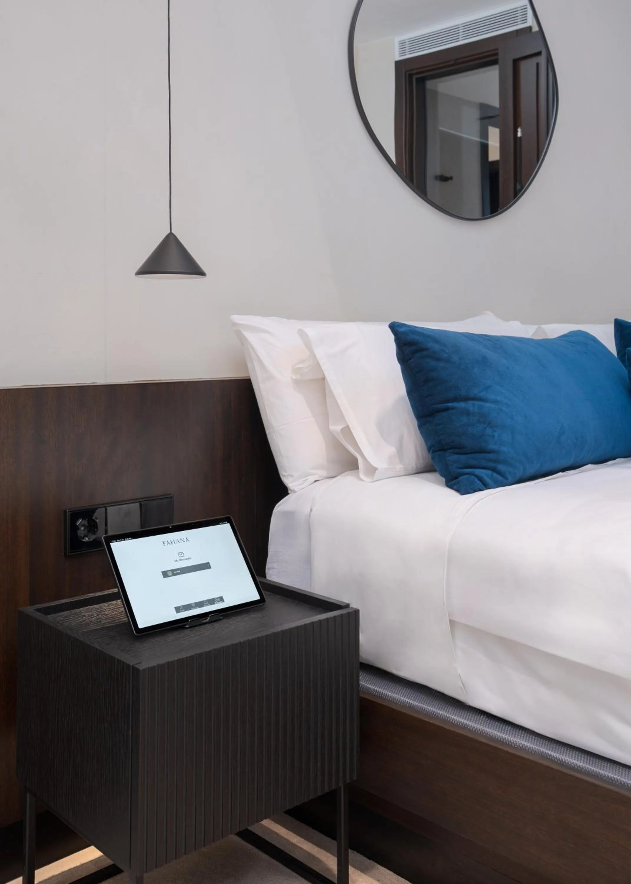 Bed in Fahana Men Only