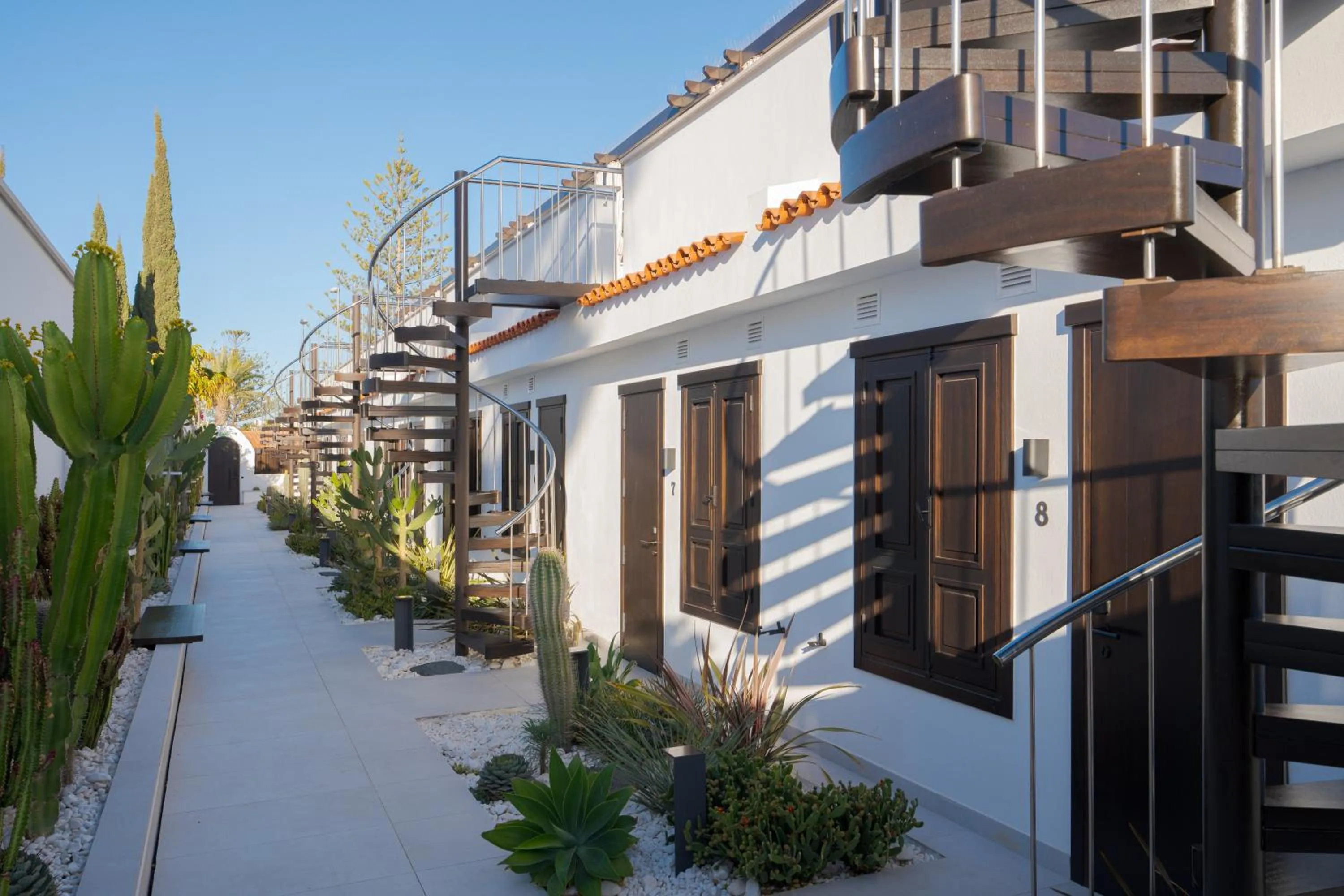 Property building in Fahana Men Only