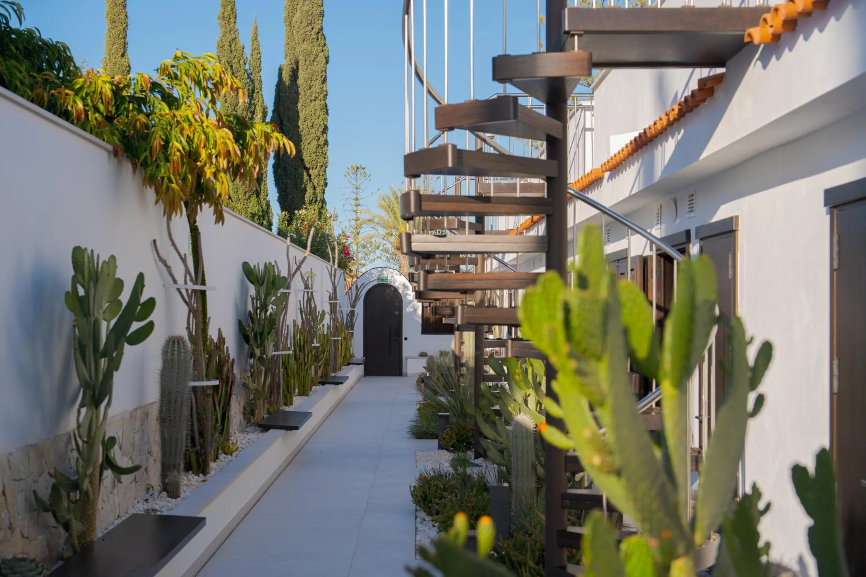 Property building in Fahana Men Only