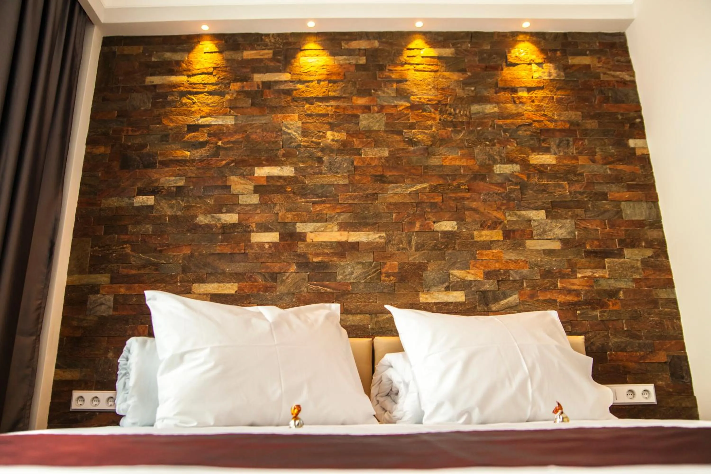 Property building, Bed in Cluj Business Class