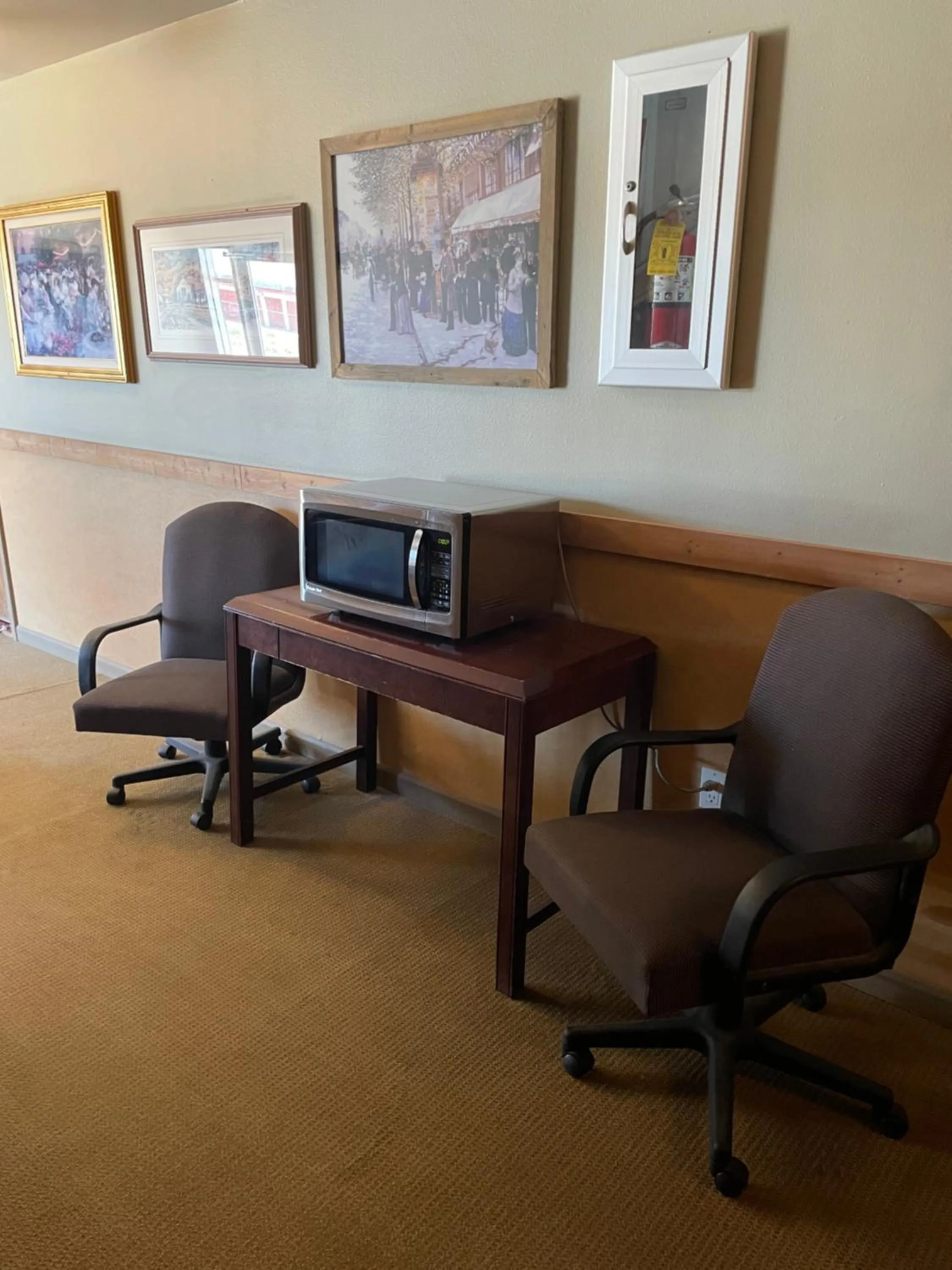 Rawlins Western Lodge