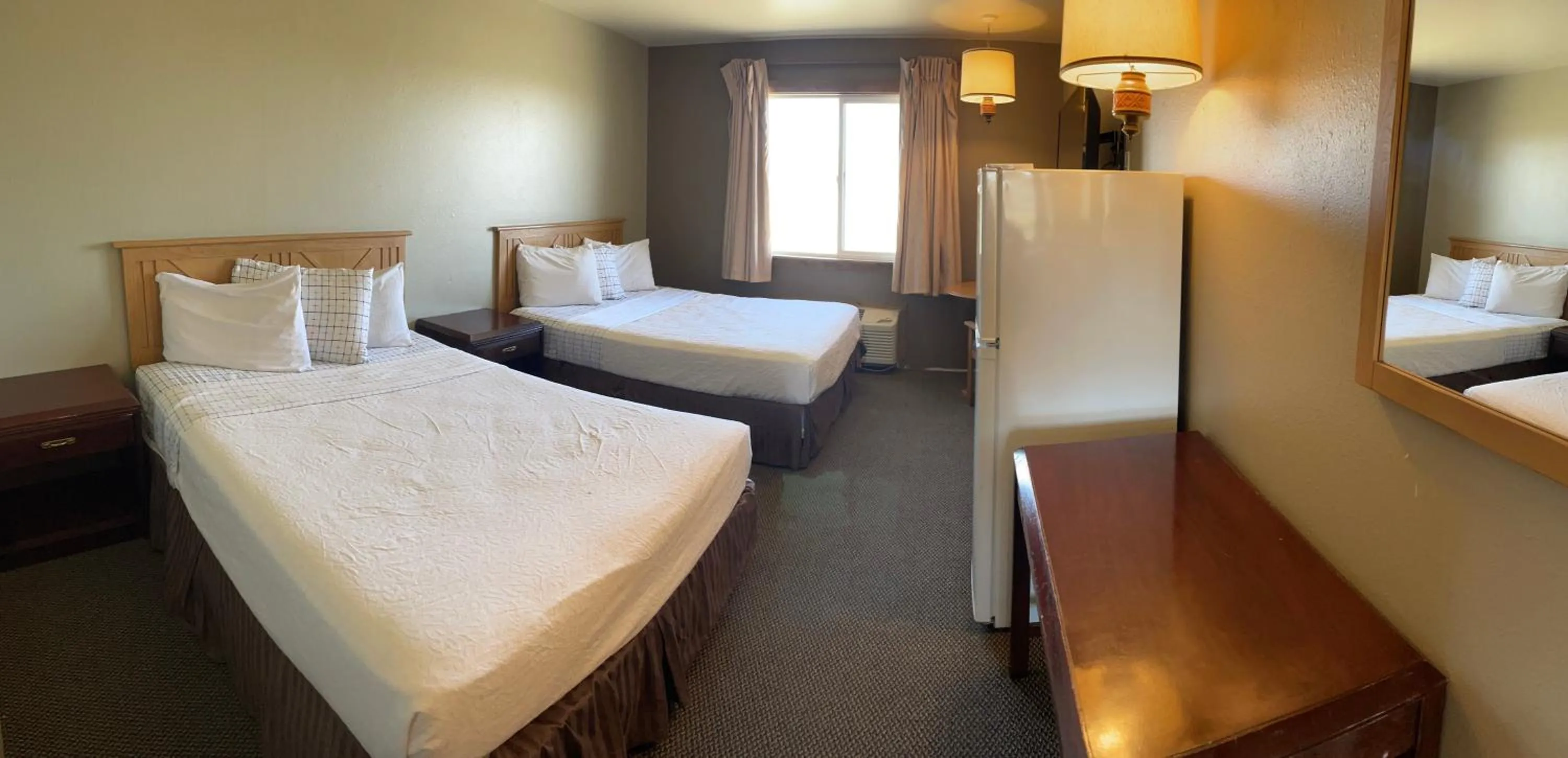 Rawlins Western Lodge