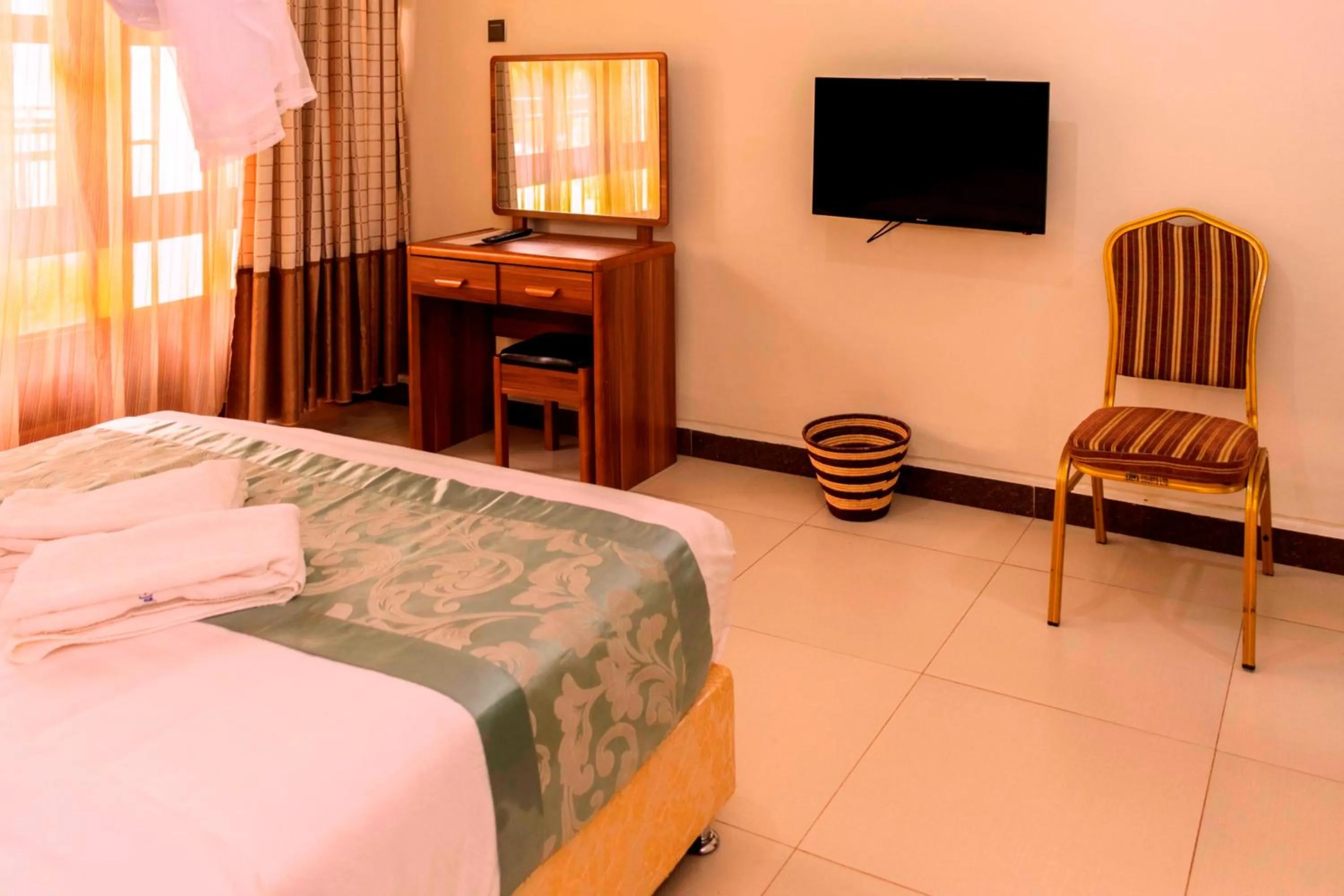 Bed in Kalya Courts Hotel Fort Portal