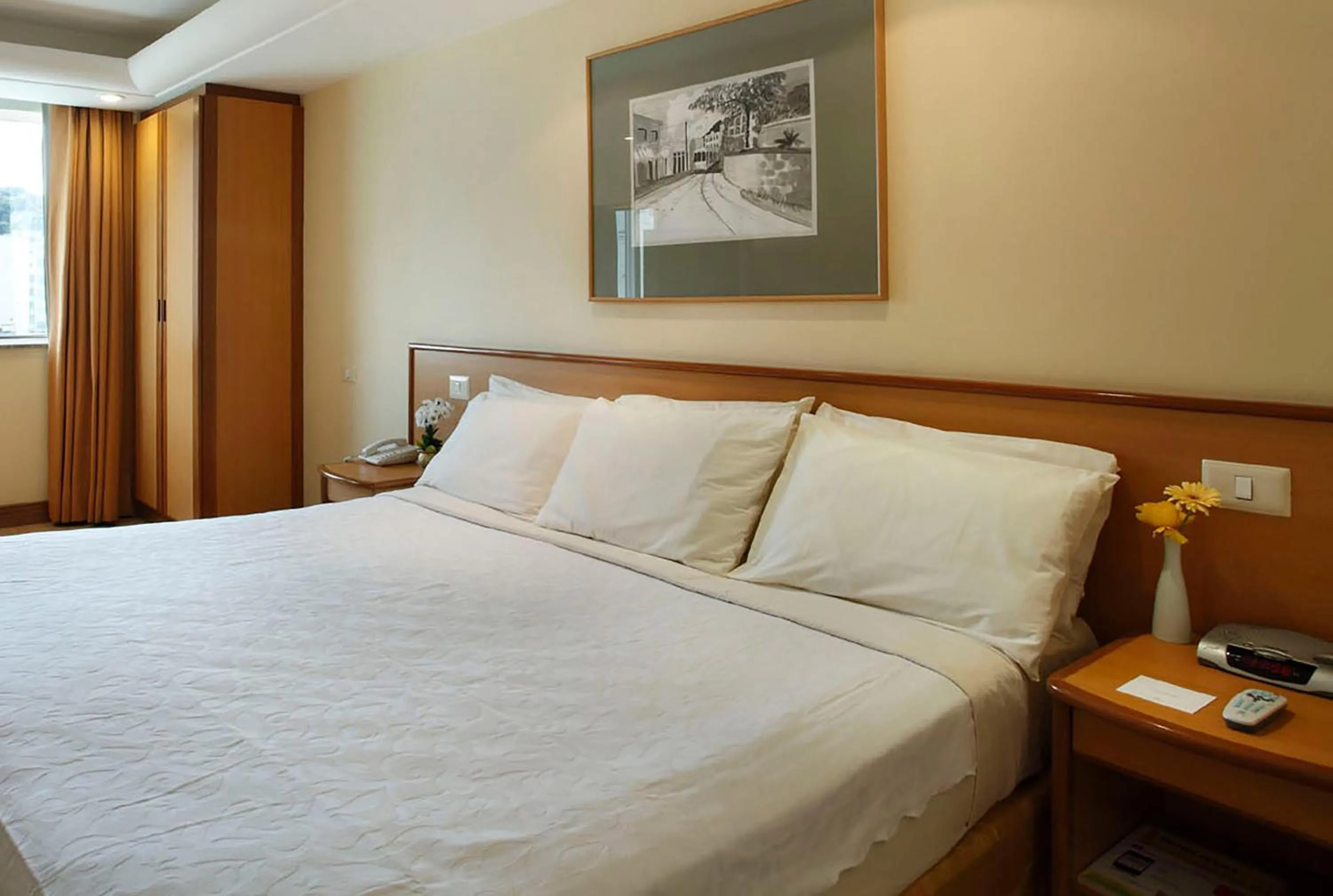 Bedroom, Bed in Windsor Florida Hotel