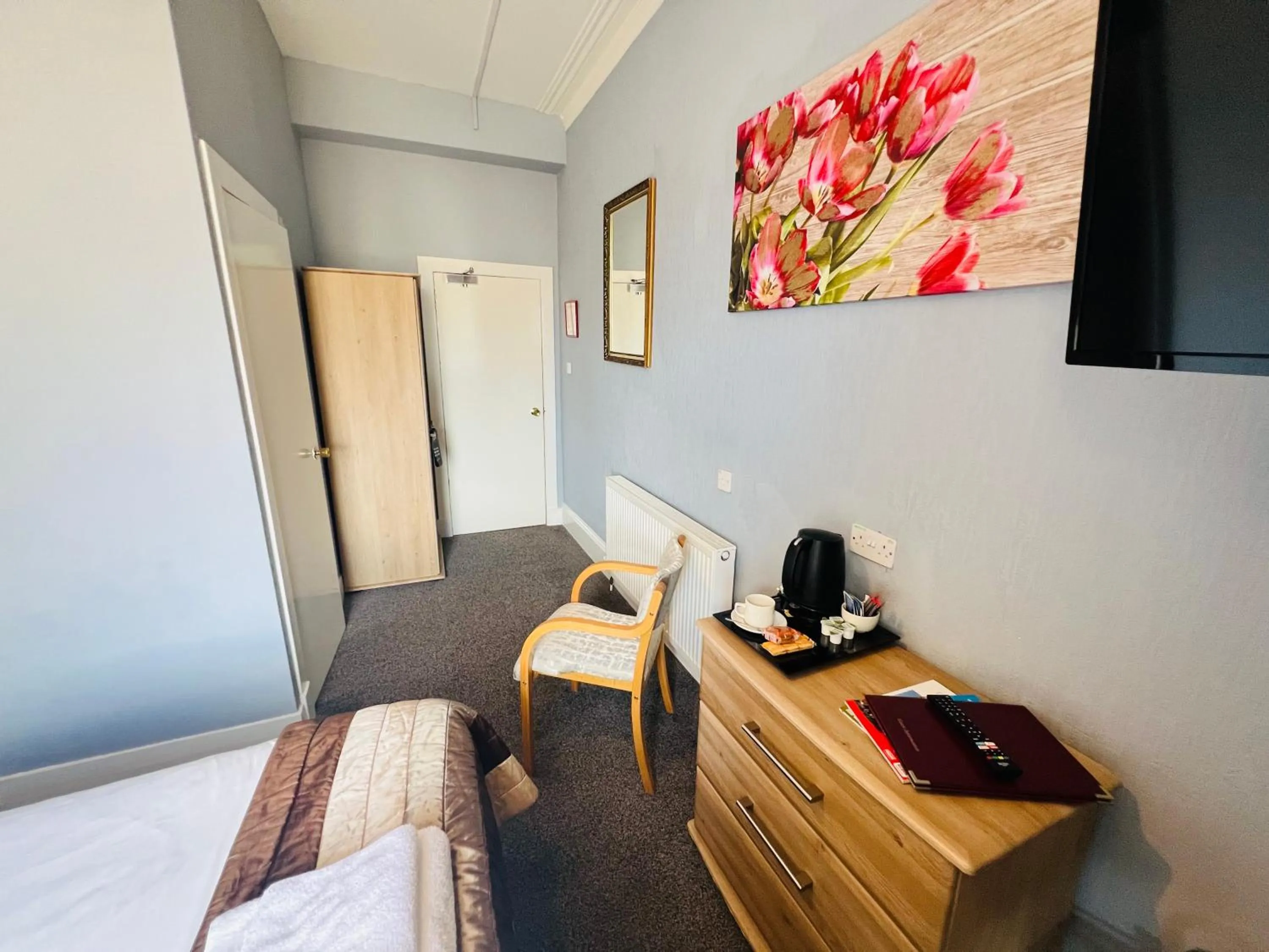 Bed in The George Hotel