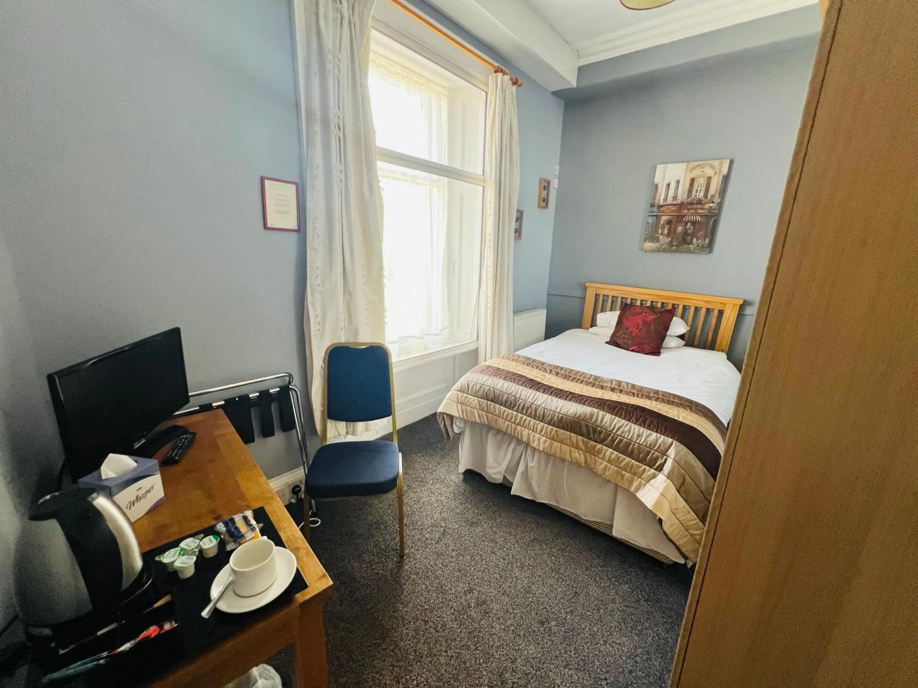 Bed in The George Hotel