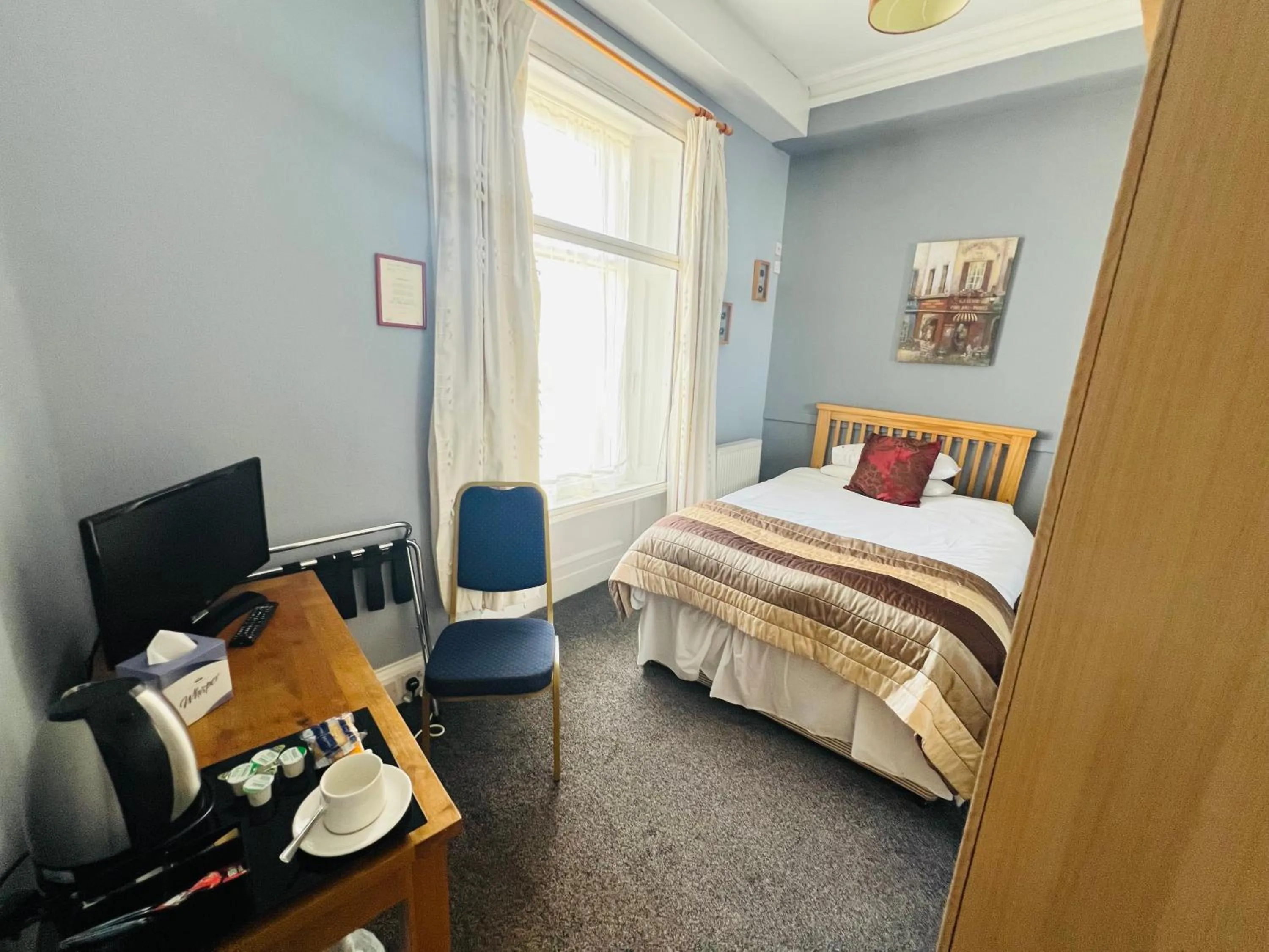 Bed in The George Hotel