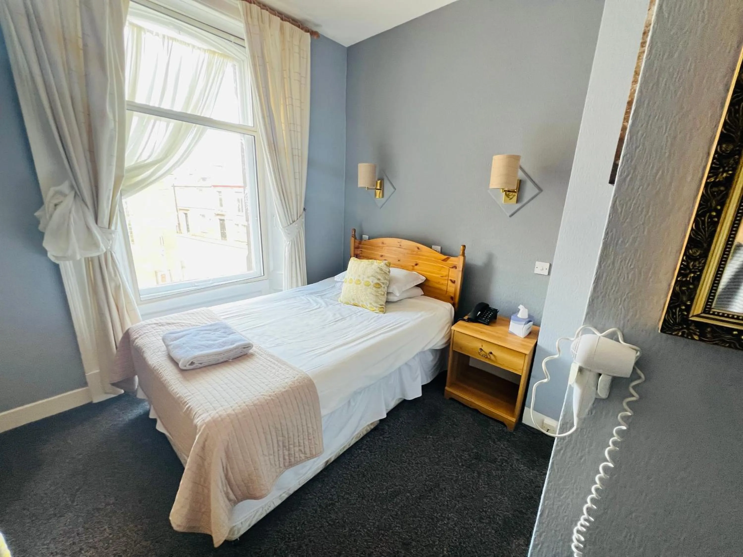 Bed in The George Hotel