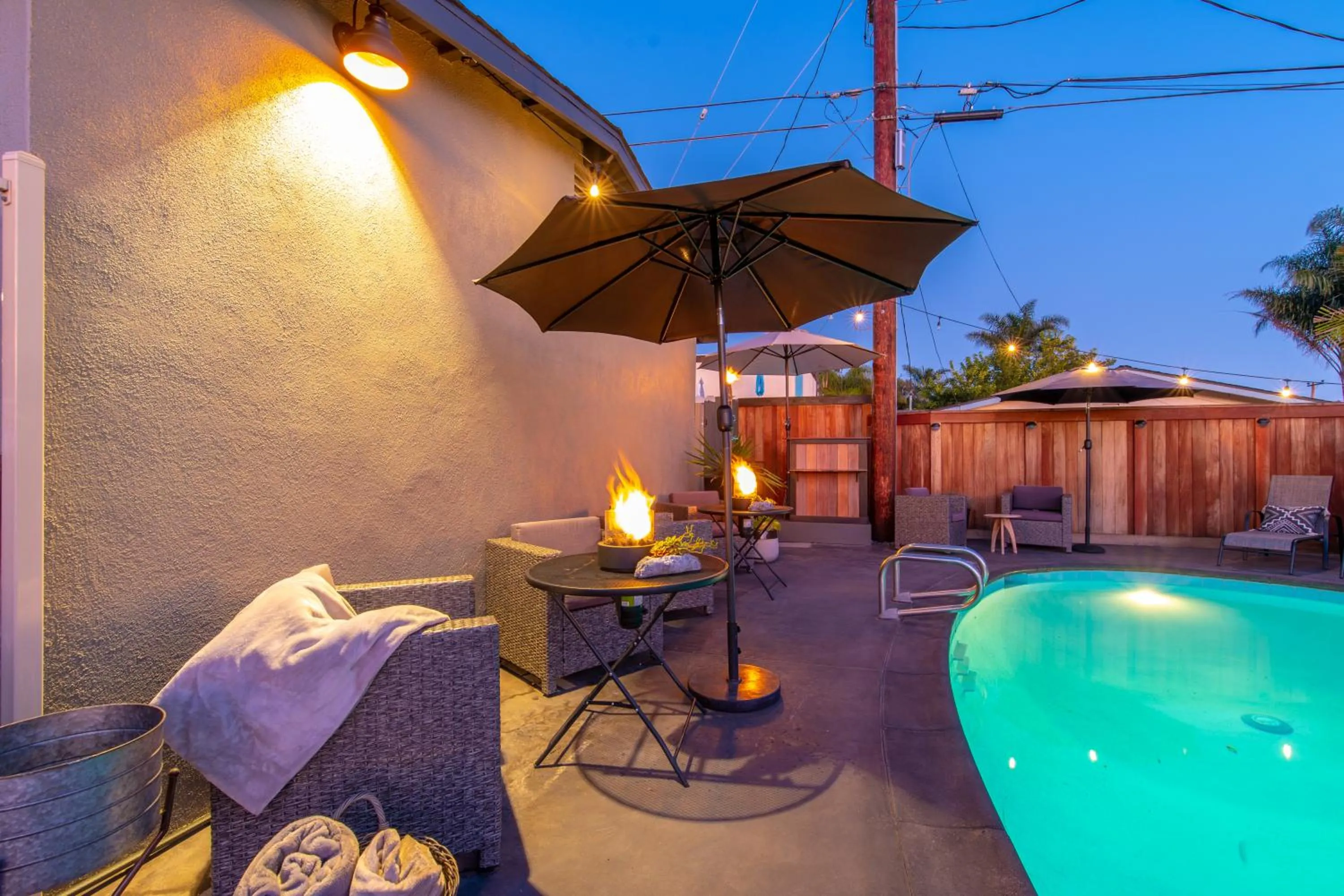 Property building in Shell Beach Inn