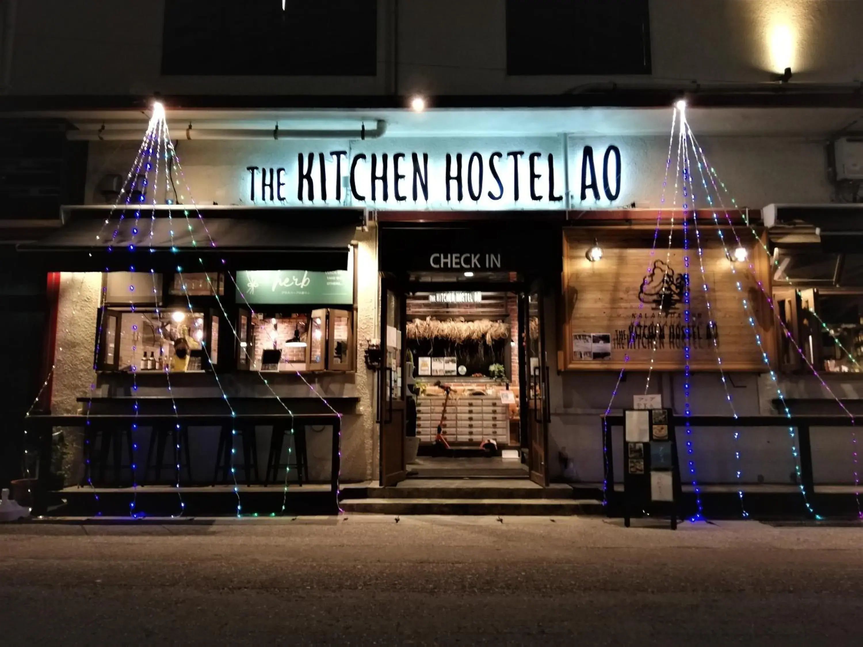 Property building in The Kitchen Hostel Ao Property building in The Kitchen Hostel Ao