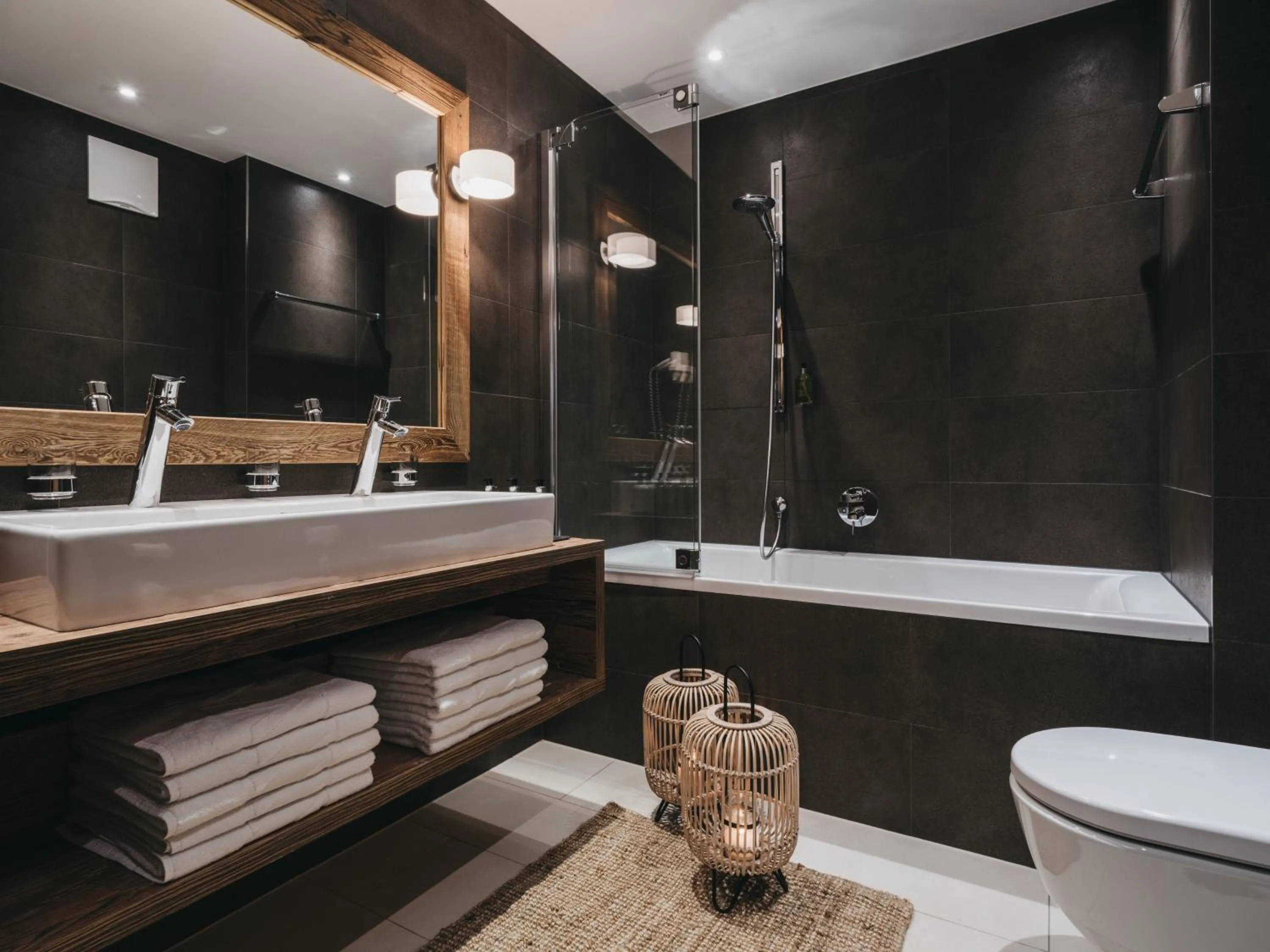 Bathroom in VAYA Sölden inkl Ötztal Inside Summer Card