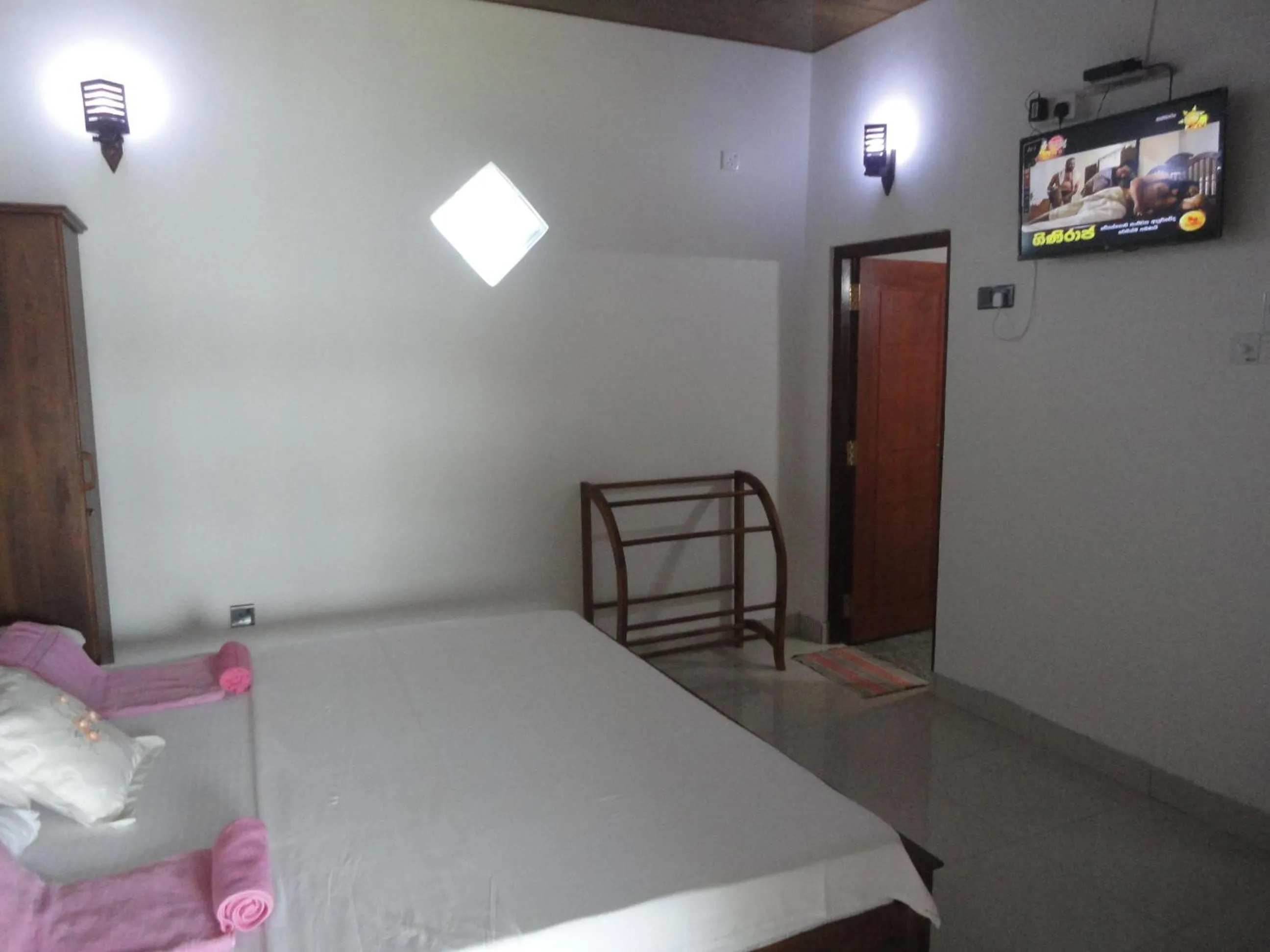 TV and multimedia, Bed in Sapara River Guest