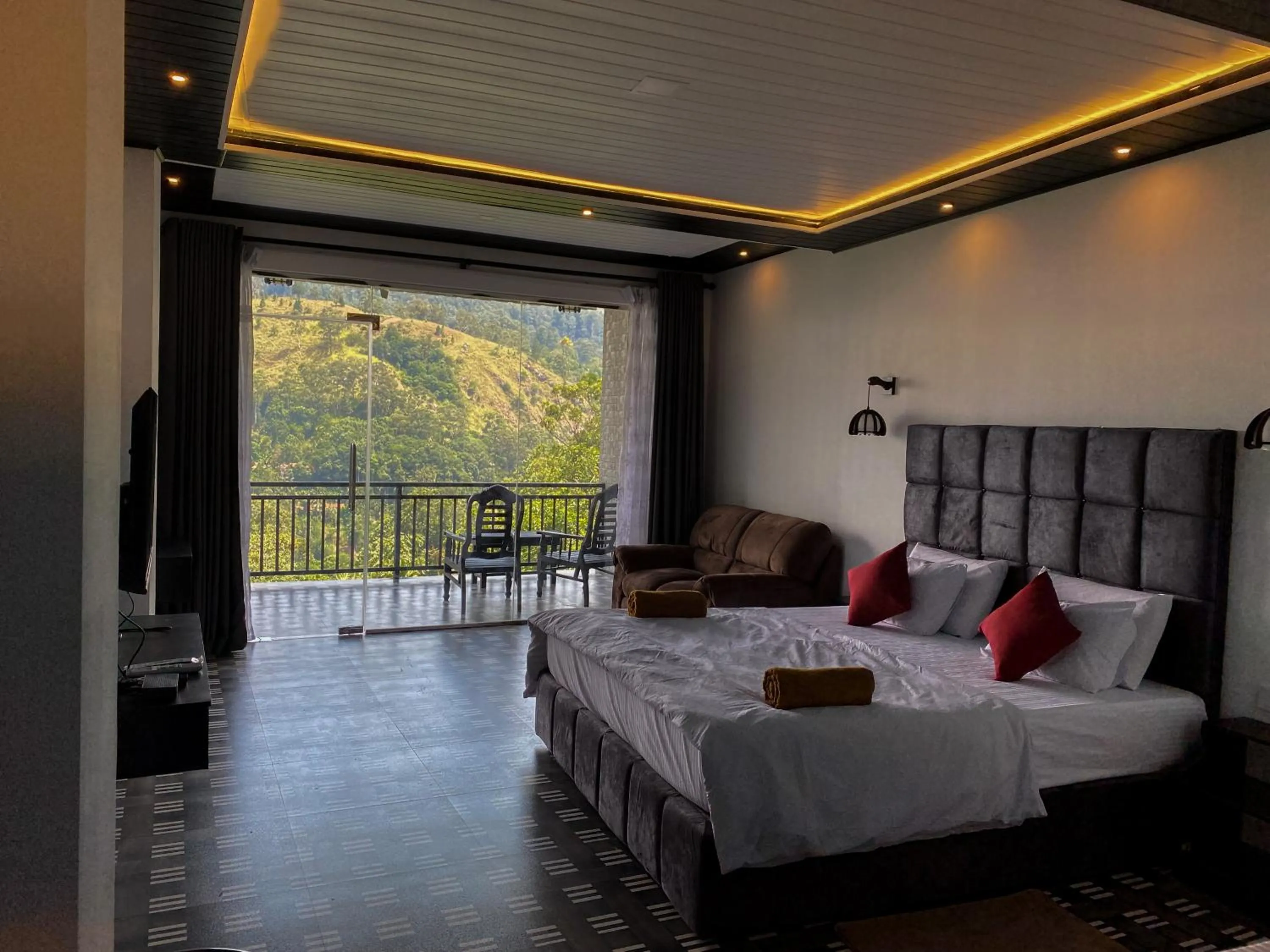 Bed in Paraiso Guest House