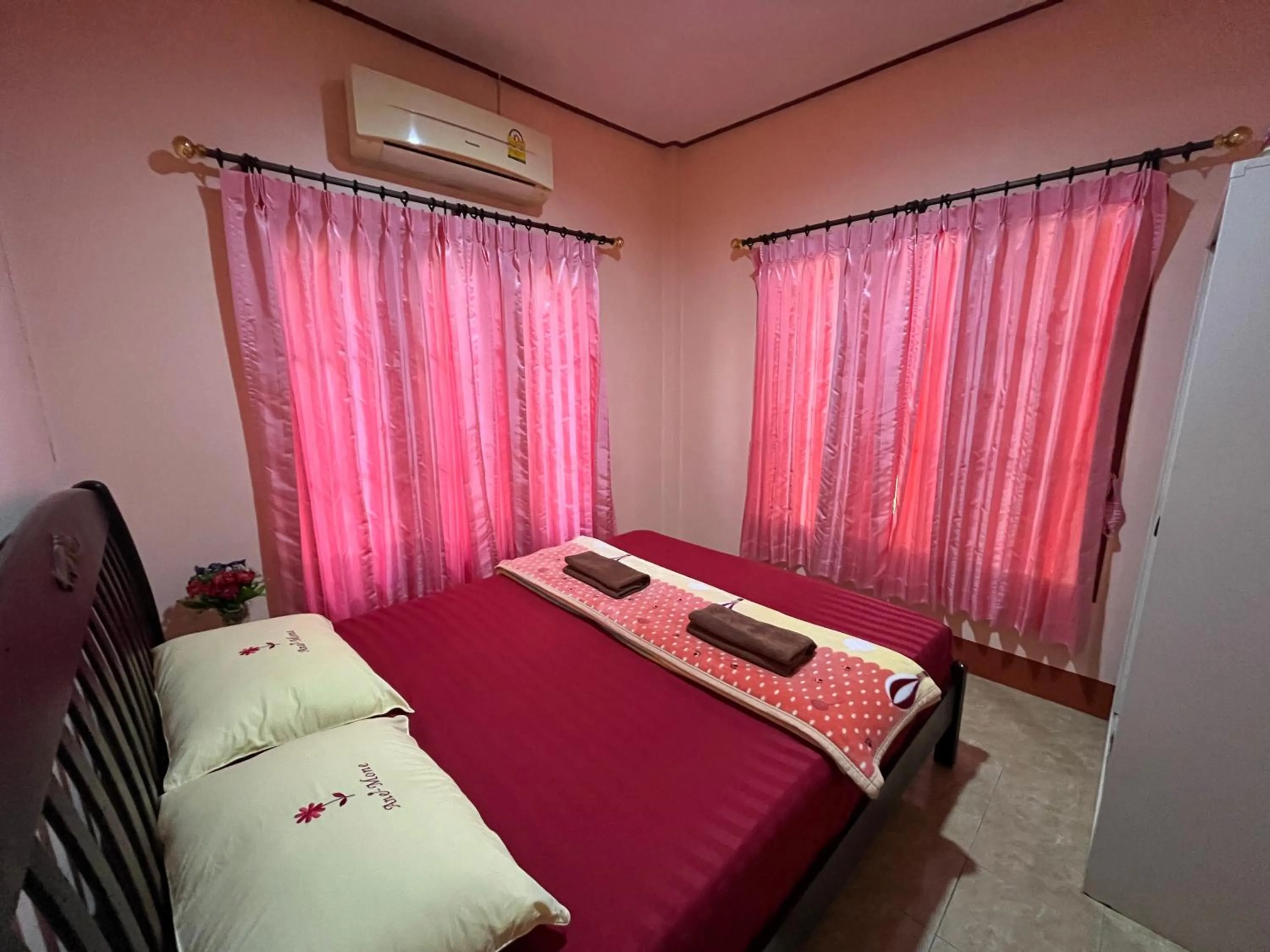 Bed in Happy Resort