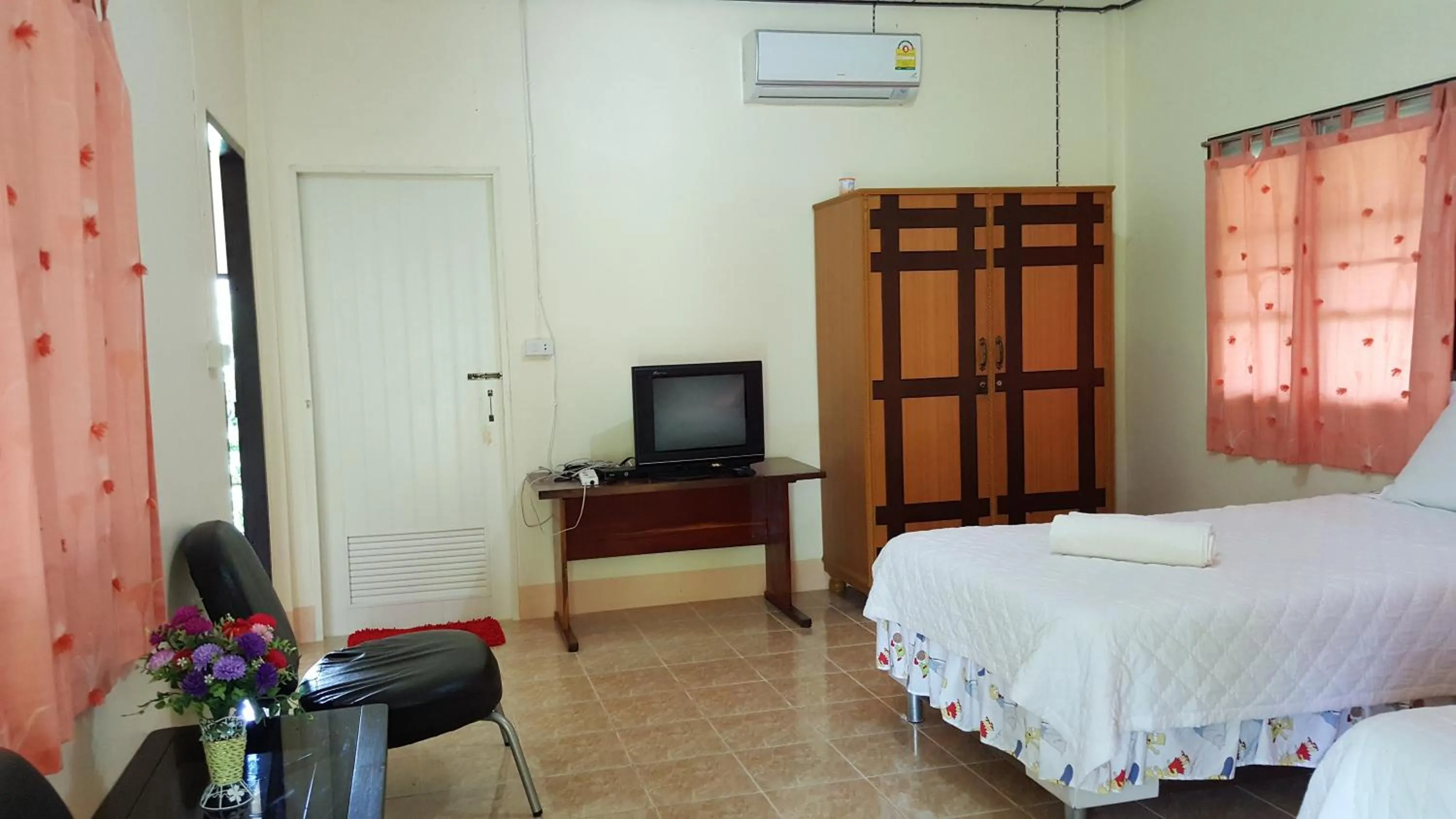 Bed in Happy Resort