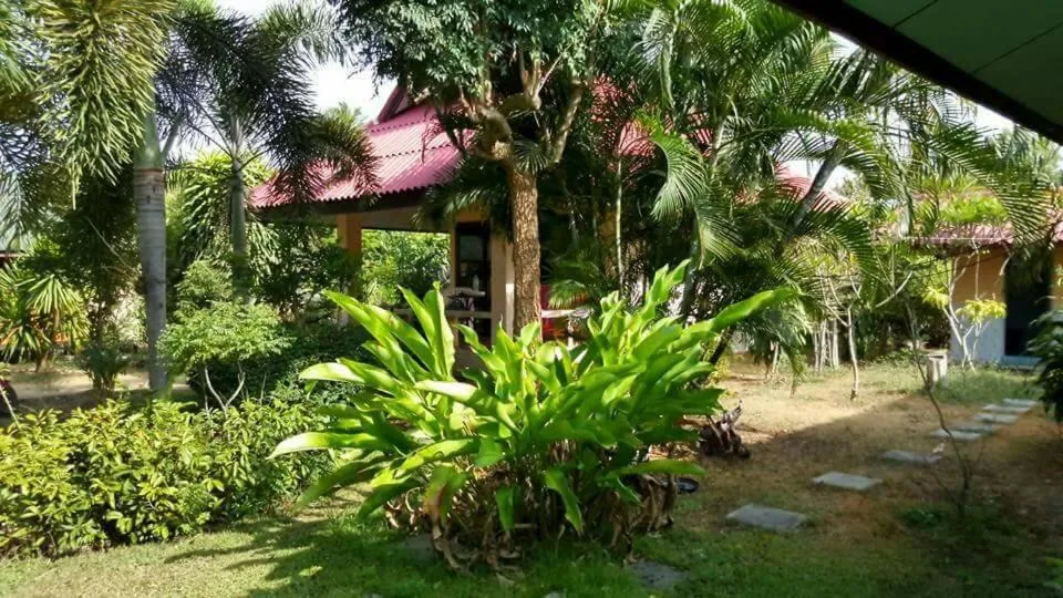 Happy Resort