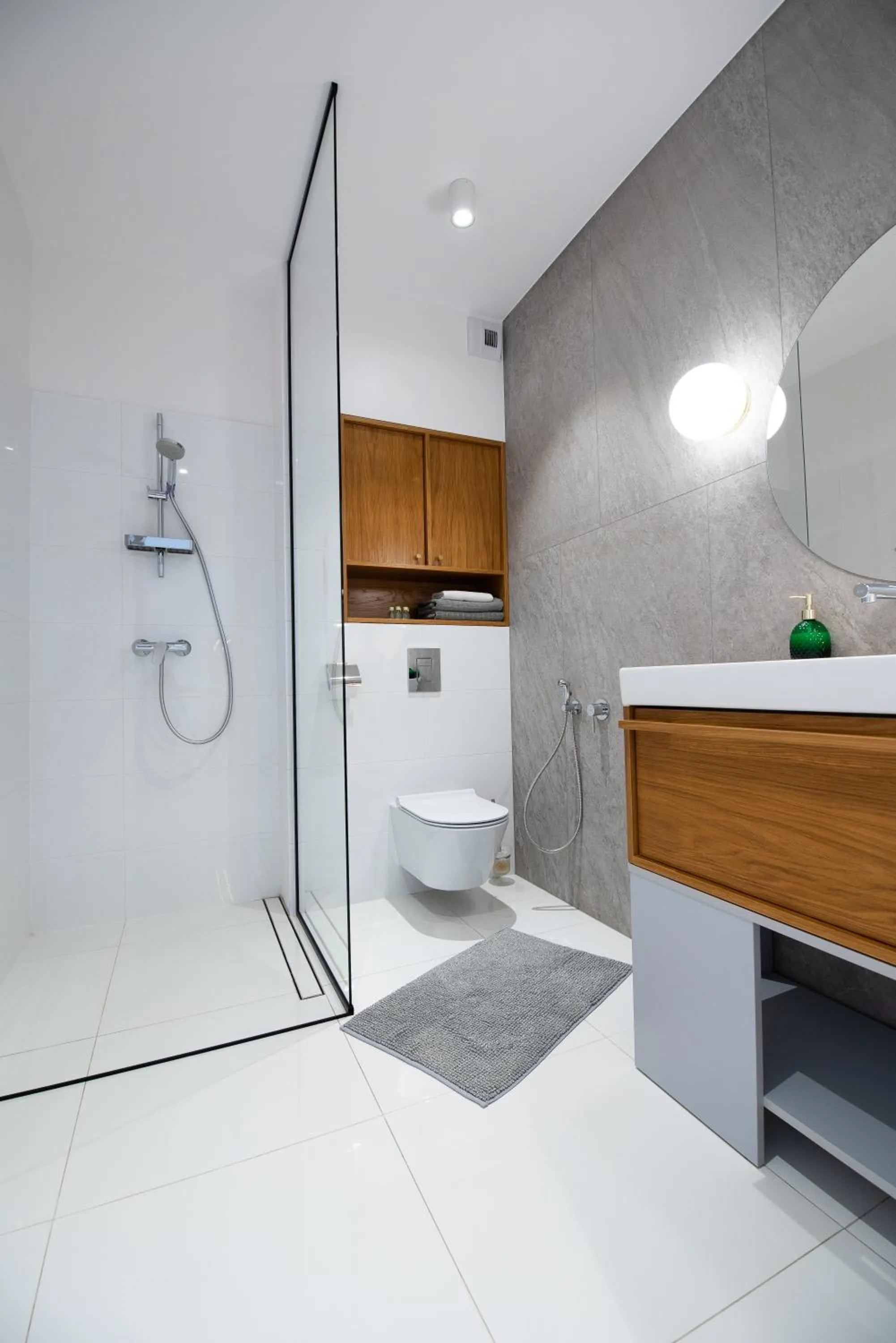 Shower in City Lights Apartments