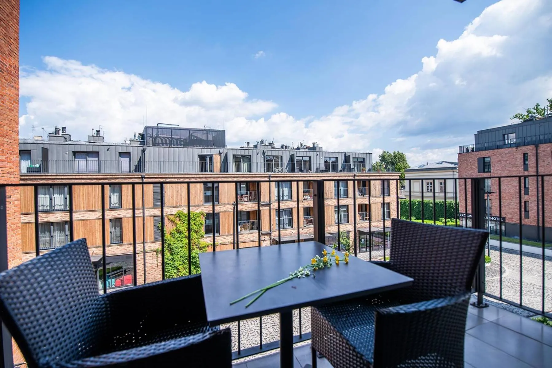 Balcony/Terrace in City Lights Apartments