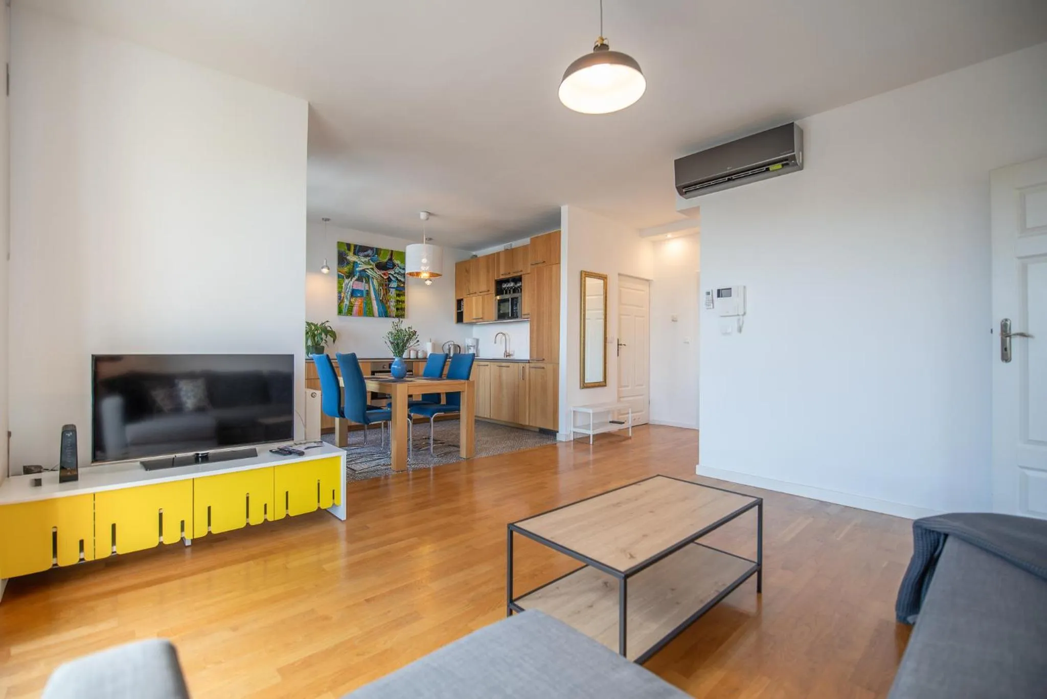 Living room in City Lights Apartments