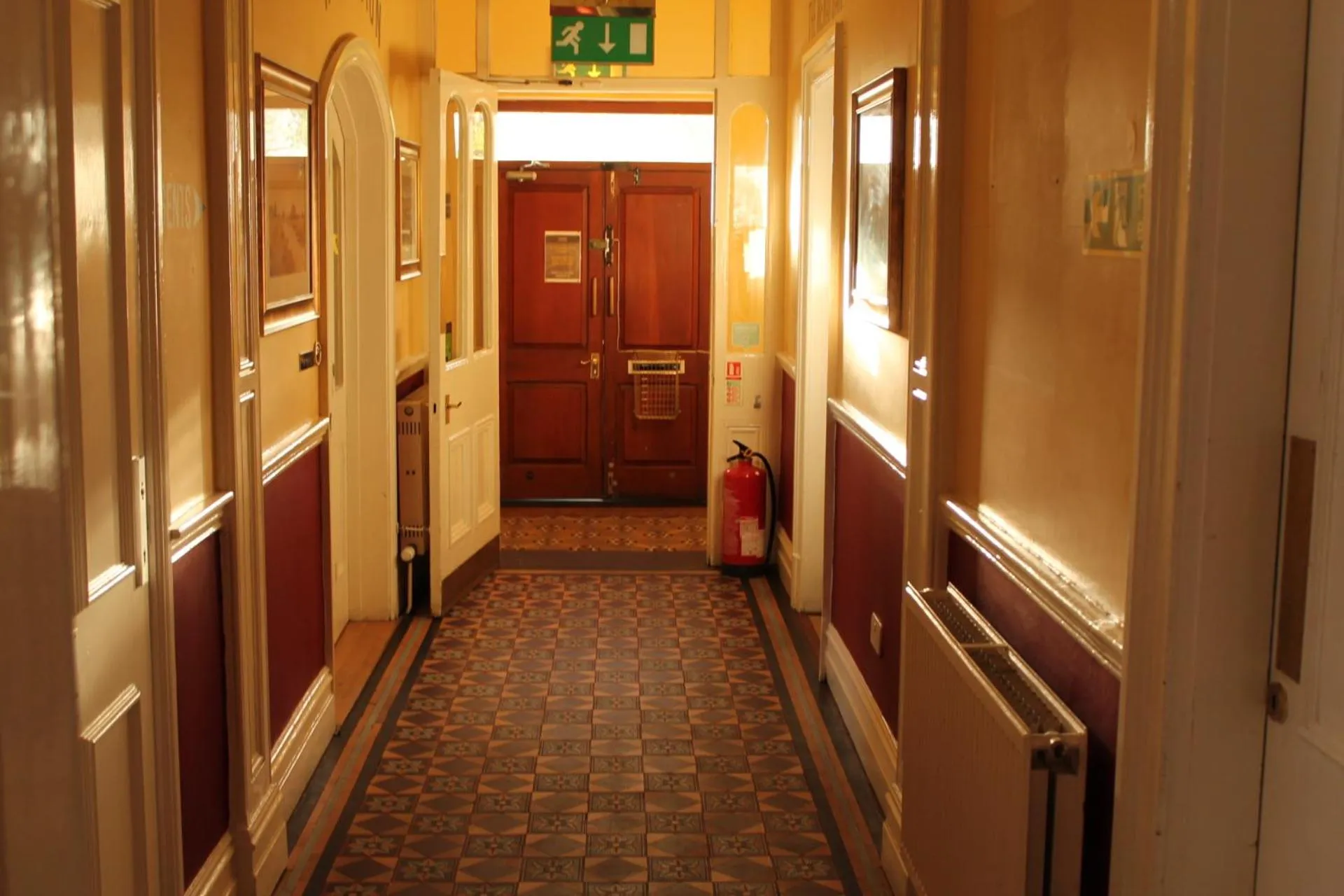 The Menai Hotel and Bar