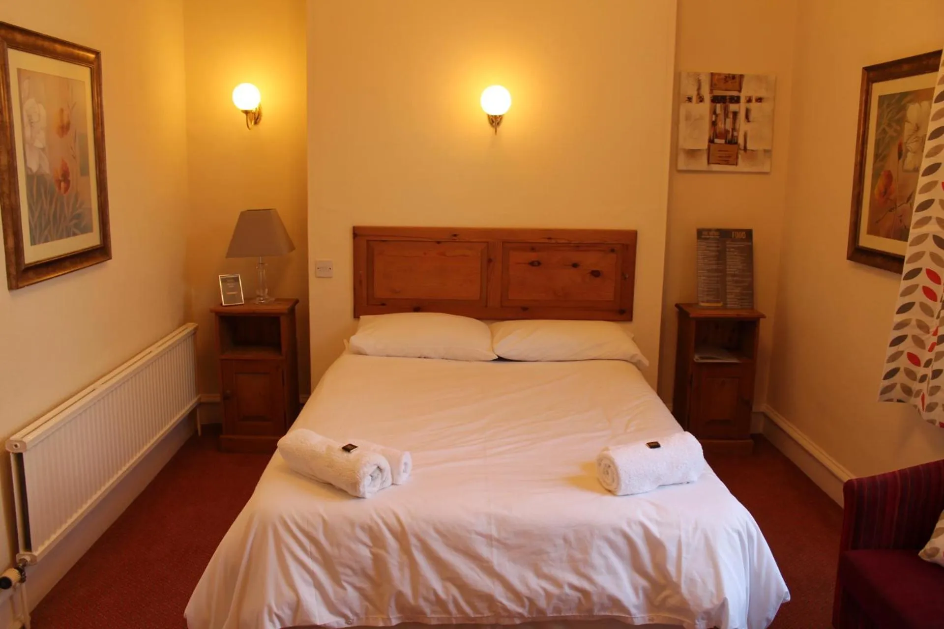 Bed in The Menai Hotel and Bar