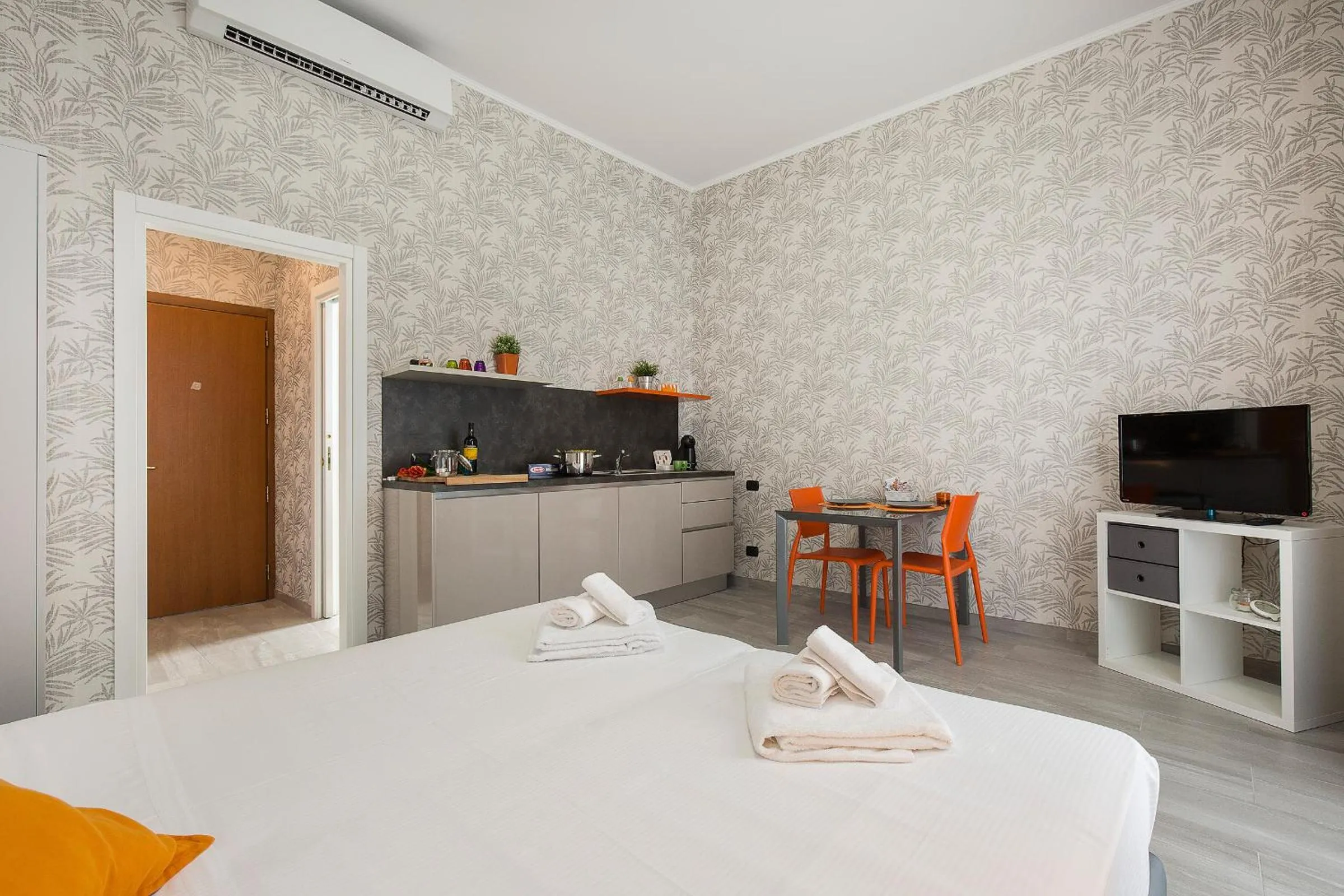 Living room, Bed in Bnbook Residence La Red