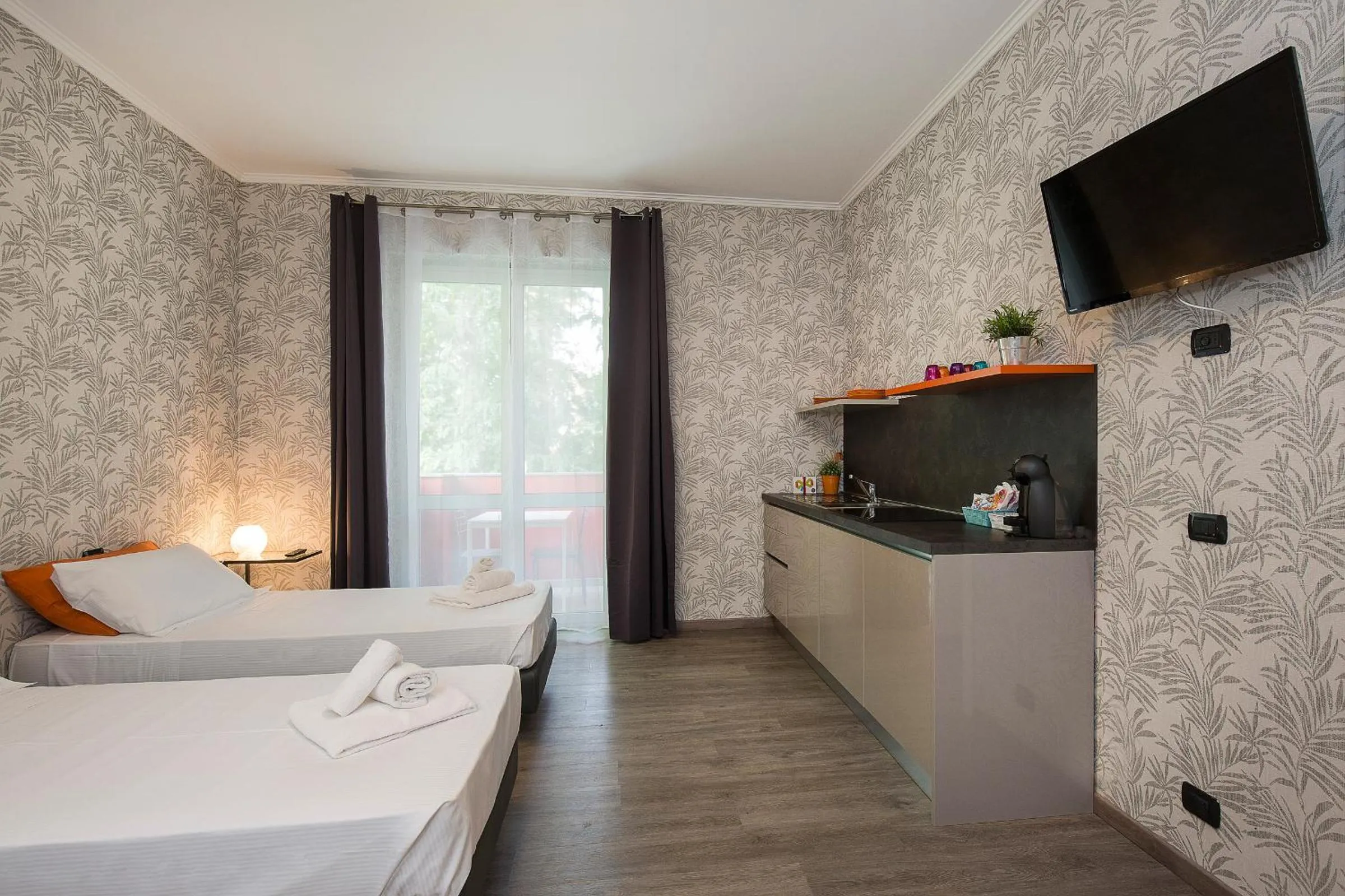 Kitchen or kitchenette, Bed in Bnbook Residence La Red