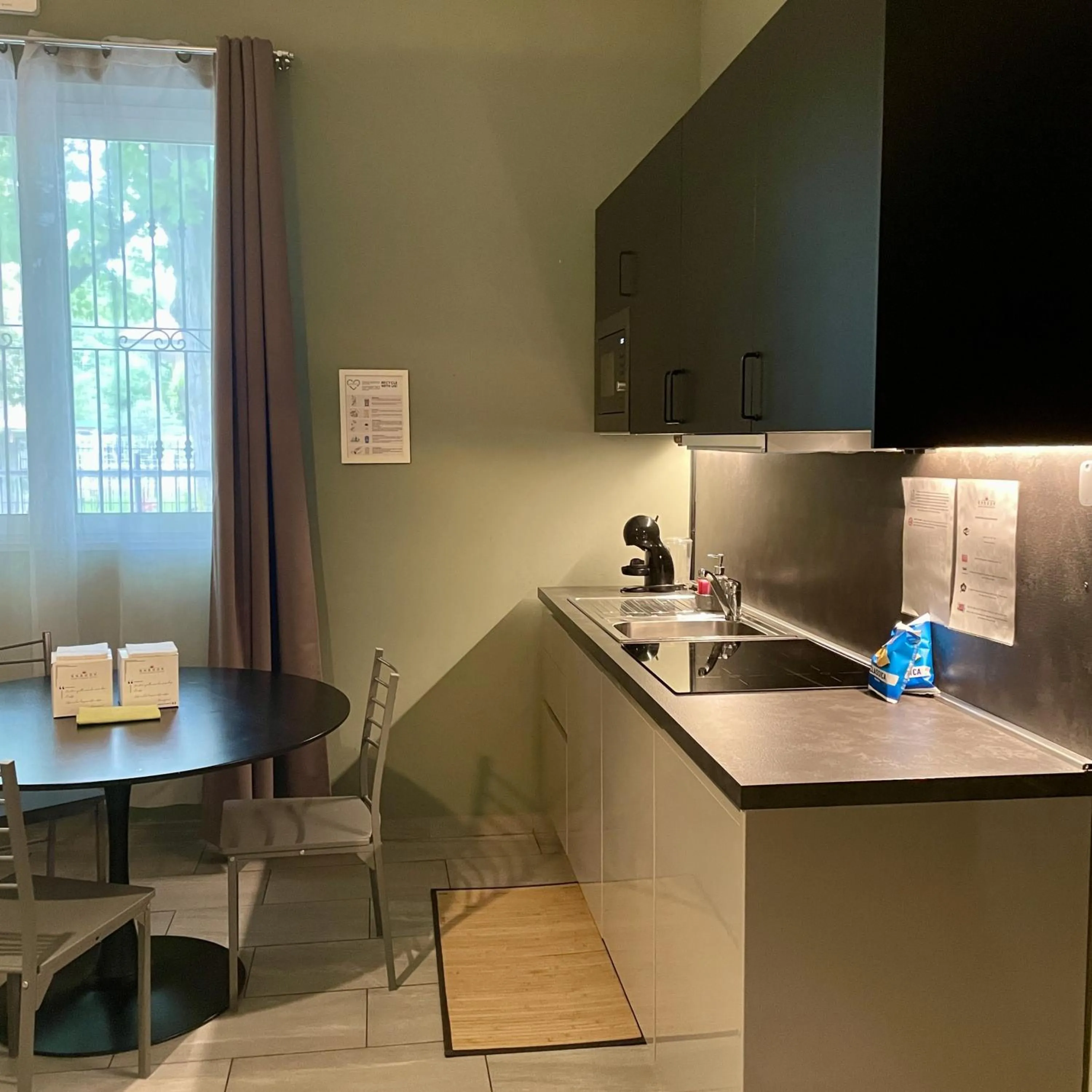 Kitchen or kitchenette in Bnbook Residence La Red