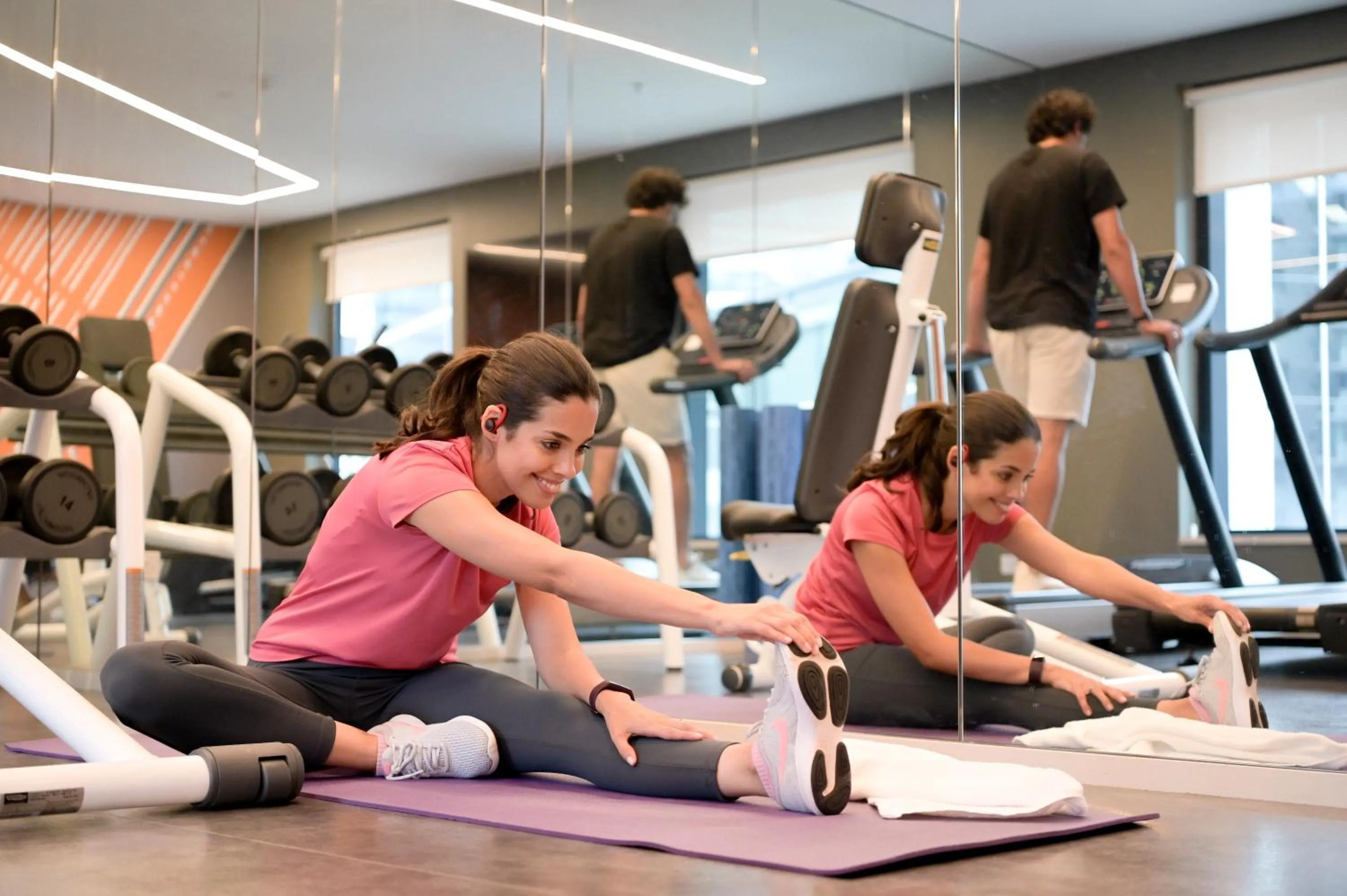 Fitness centre/facilities in Holiday Inn Express Brisbane Central by IHG