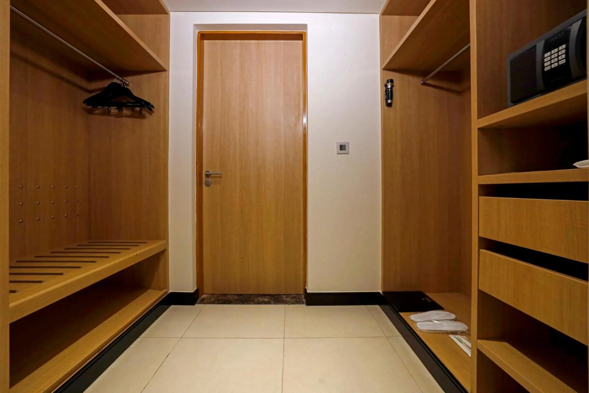 Photo of the whole room in Holiday Inn Chennai OMR IT Expressway by IHG