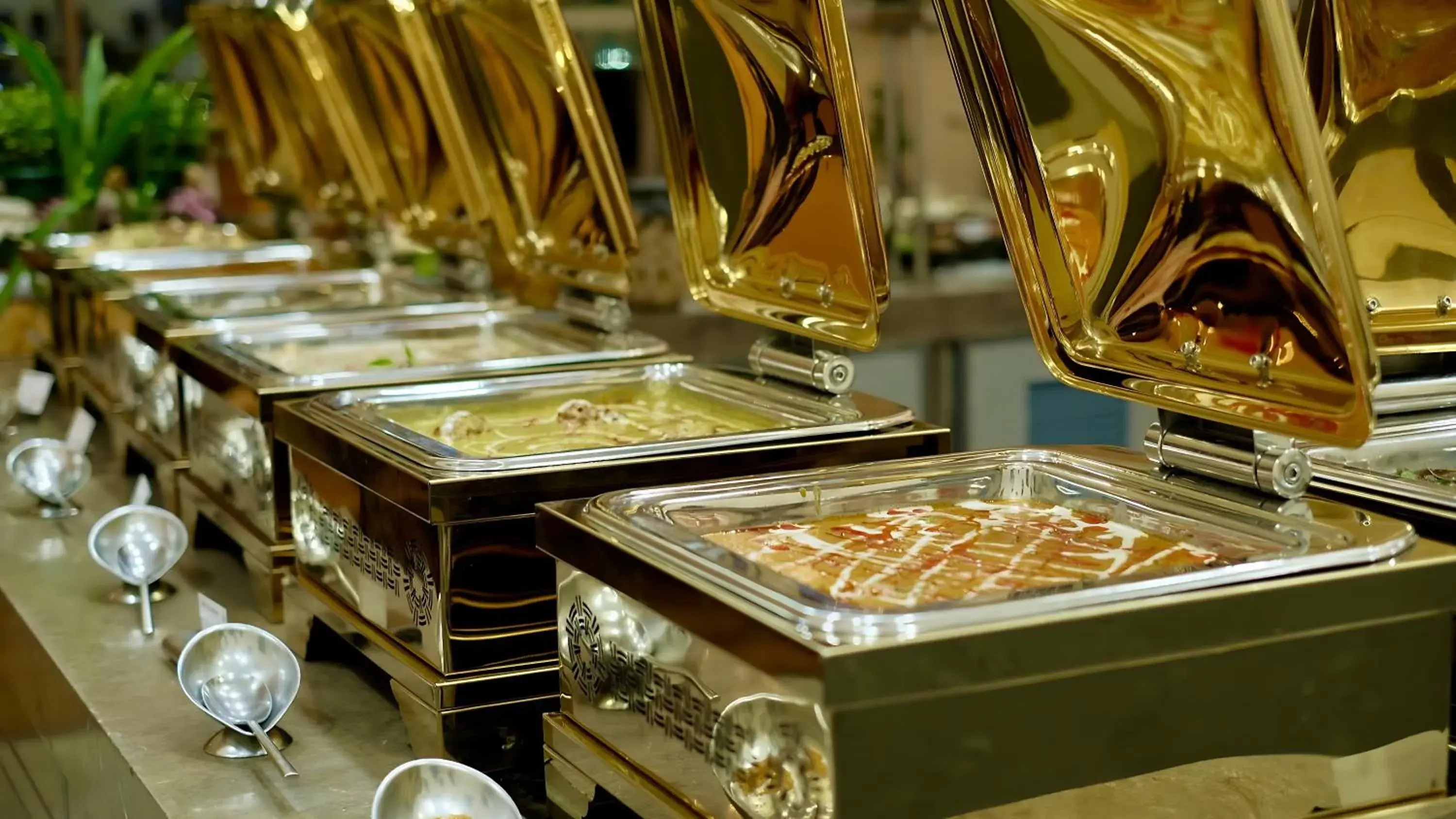 Restaurant/places to eat in Holiday Inn Chennai OMR IT Expressway by IHG Restaurant/places to eat in Holiday Inn Chennai OMR IT Expressway by IHG