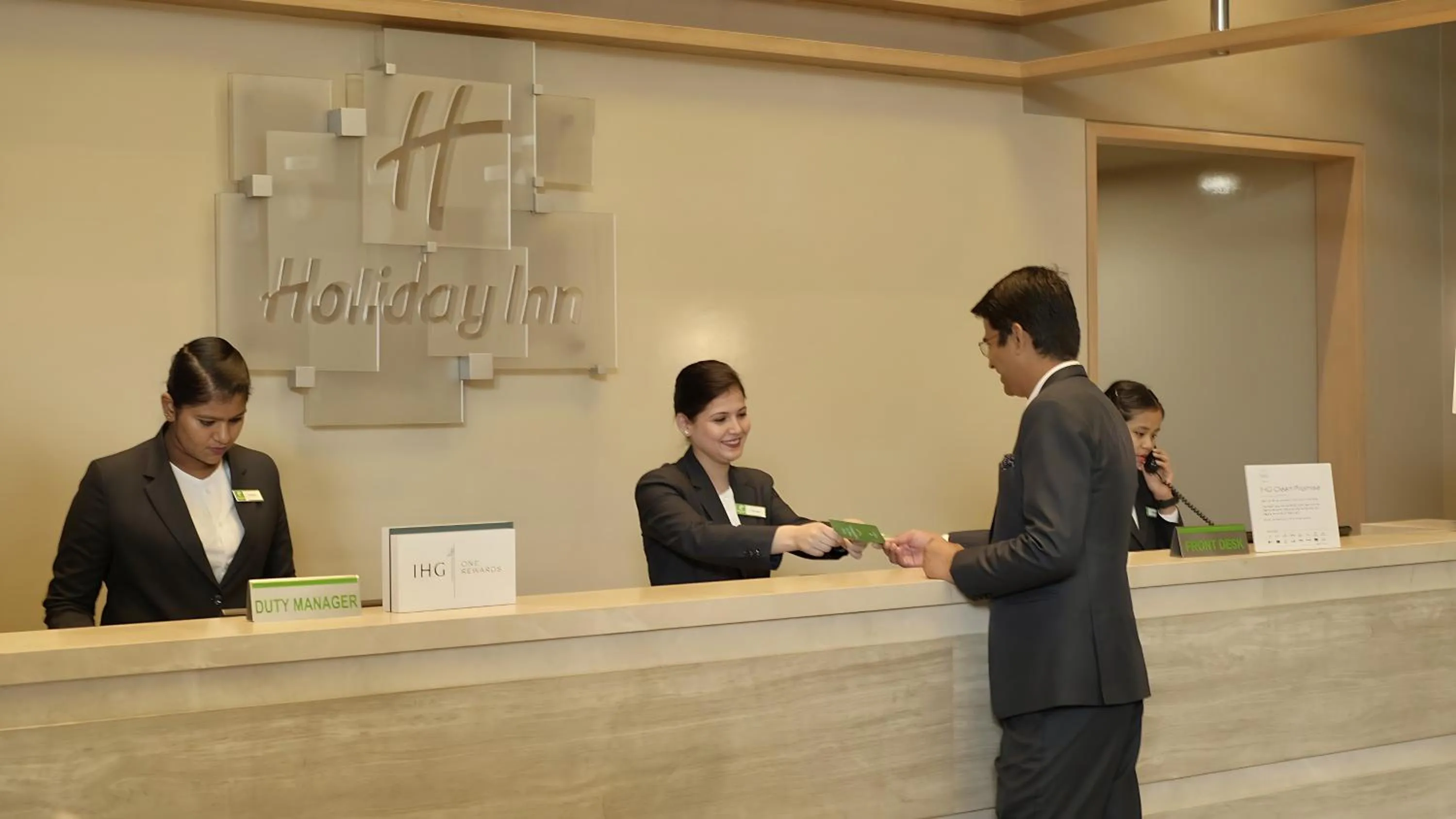 Lobby or reception in Holiday Inn Chennai OMR IT Expressway by IHG