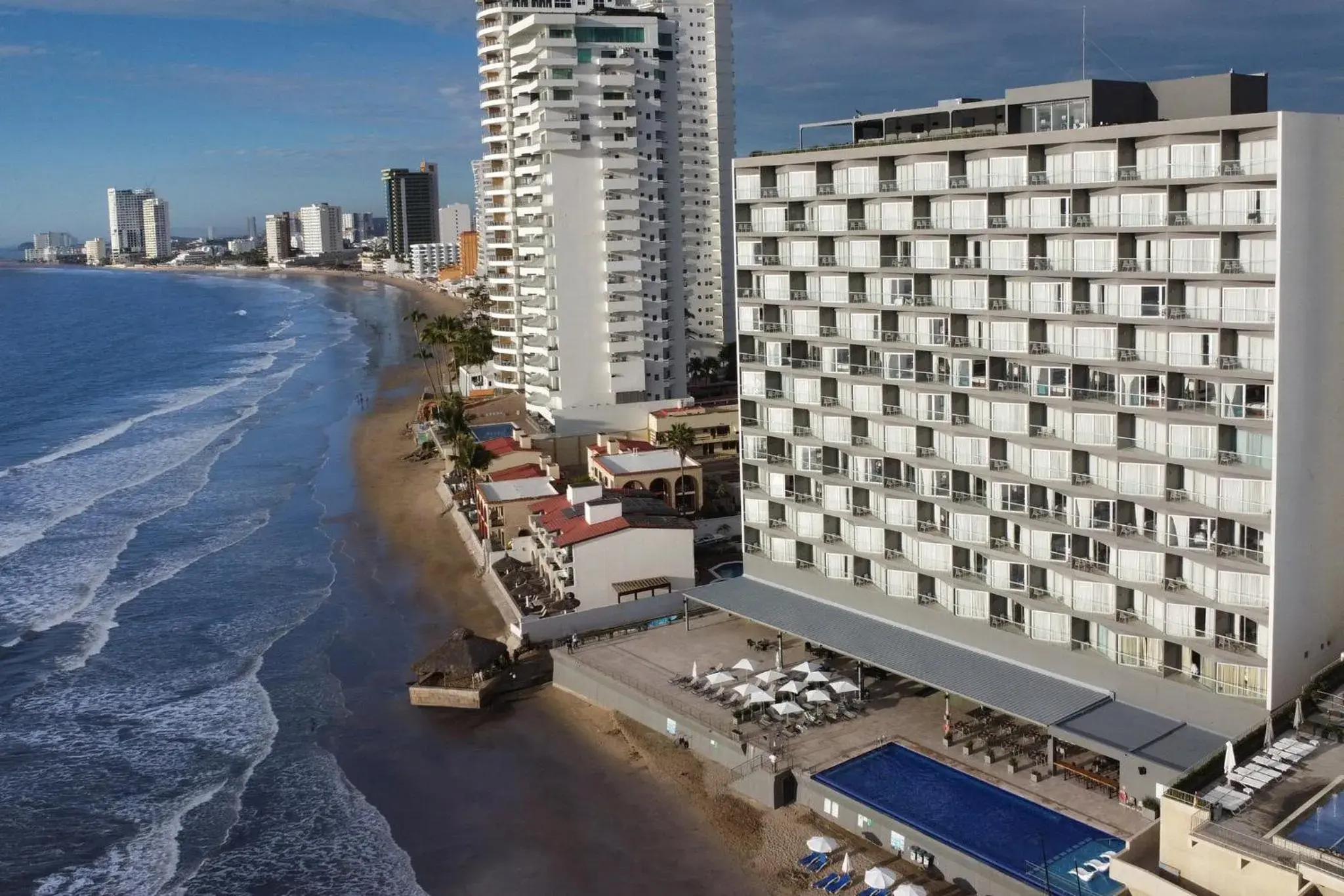 Property building in Holiday Inn Resort Mazatlan by IHG Property building in Holiday Inn Resort Mazatlan by IHG