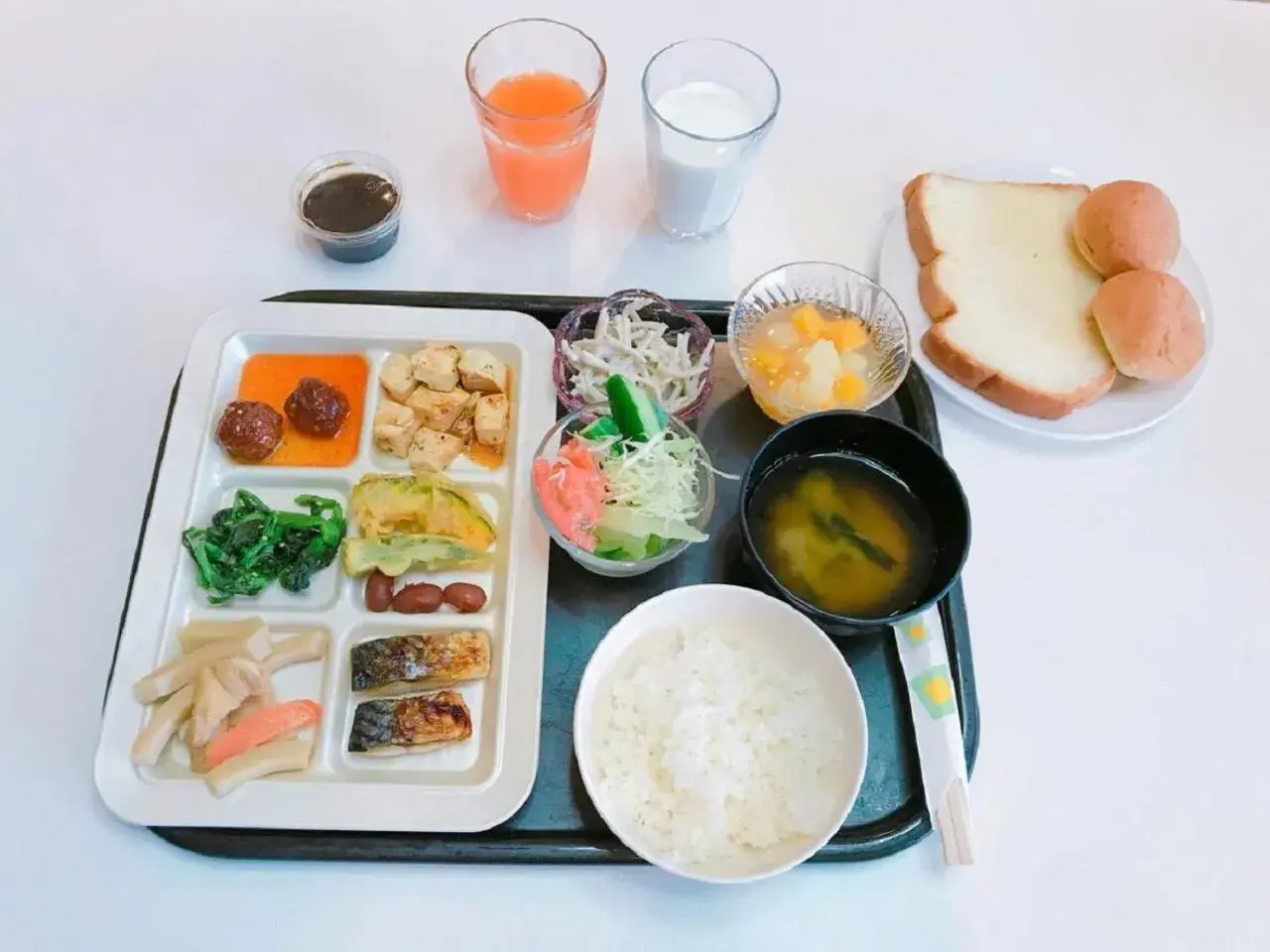 Breakfast in Hotel Crown Hills Nakamura Breakfast in Hotel Crown Hills Nakamura