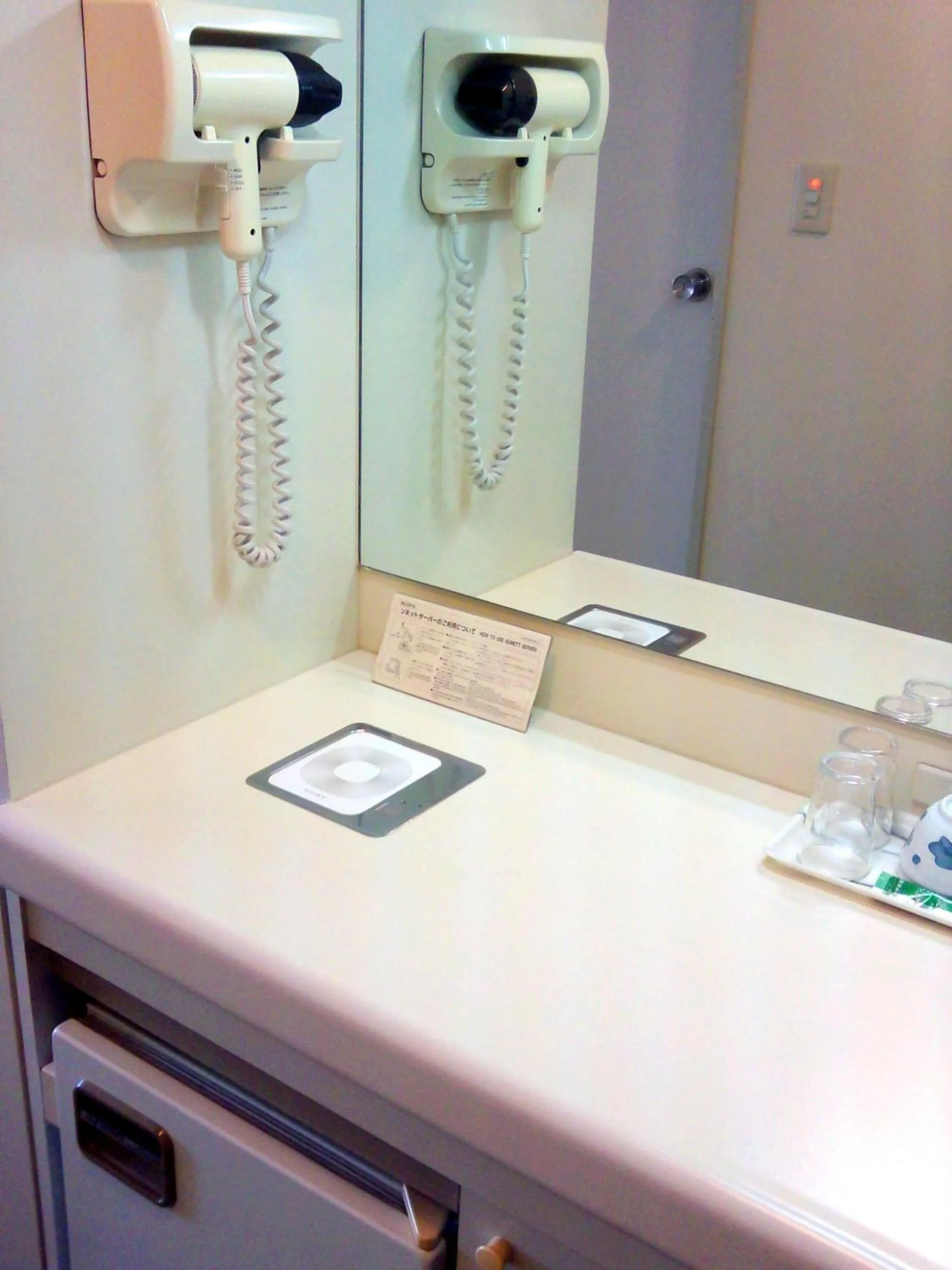 Photo of the whole room in Okaya Central Hotel