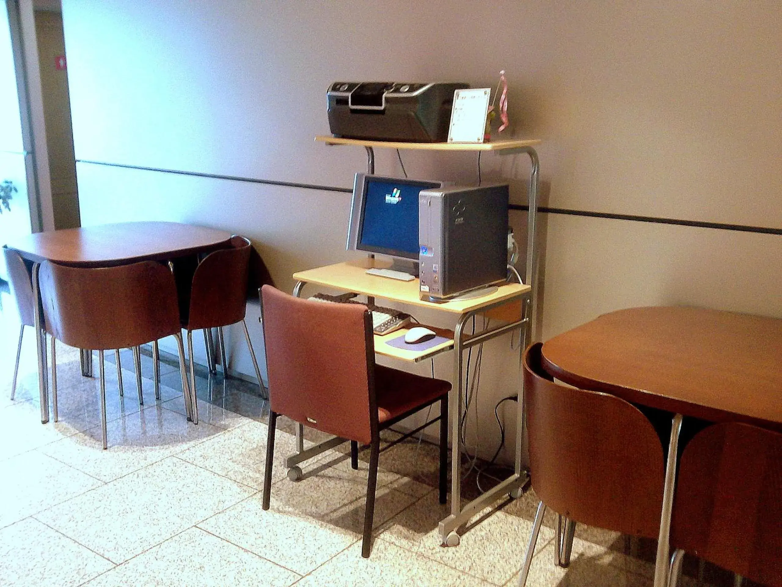 Lobby or reception, TV/Entertainment Center in Okaya Central Hotel