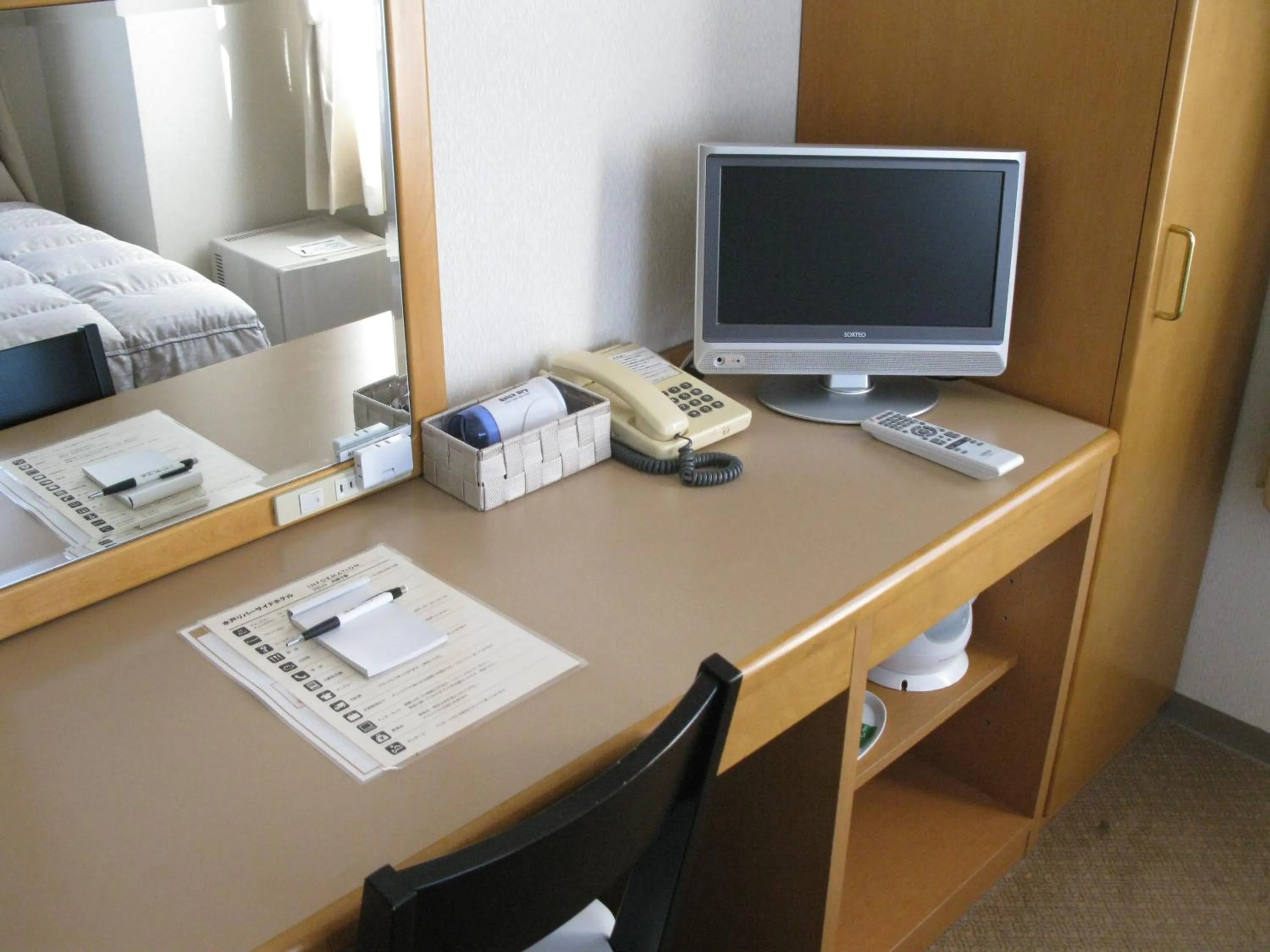 Photo of the whole room, Bed in Mito Riverside Hotel