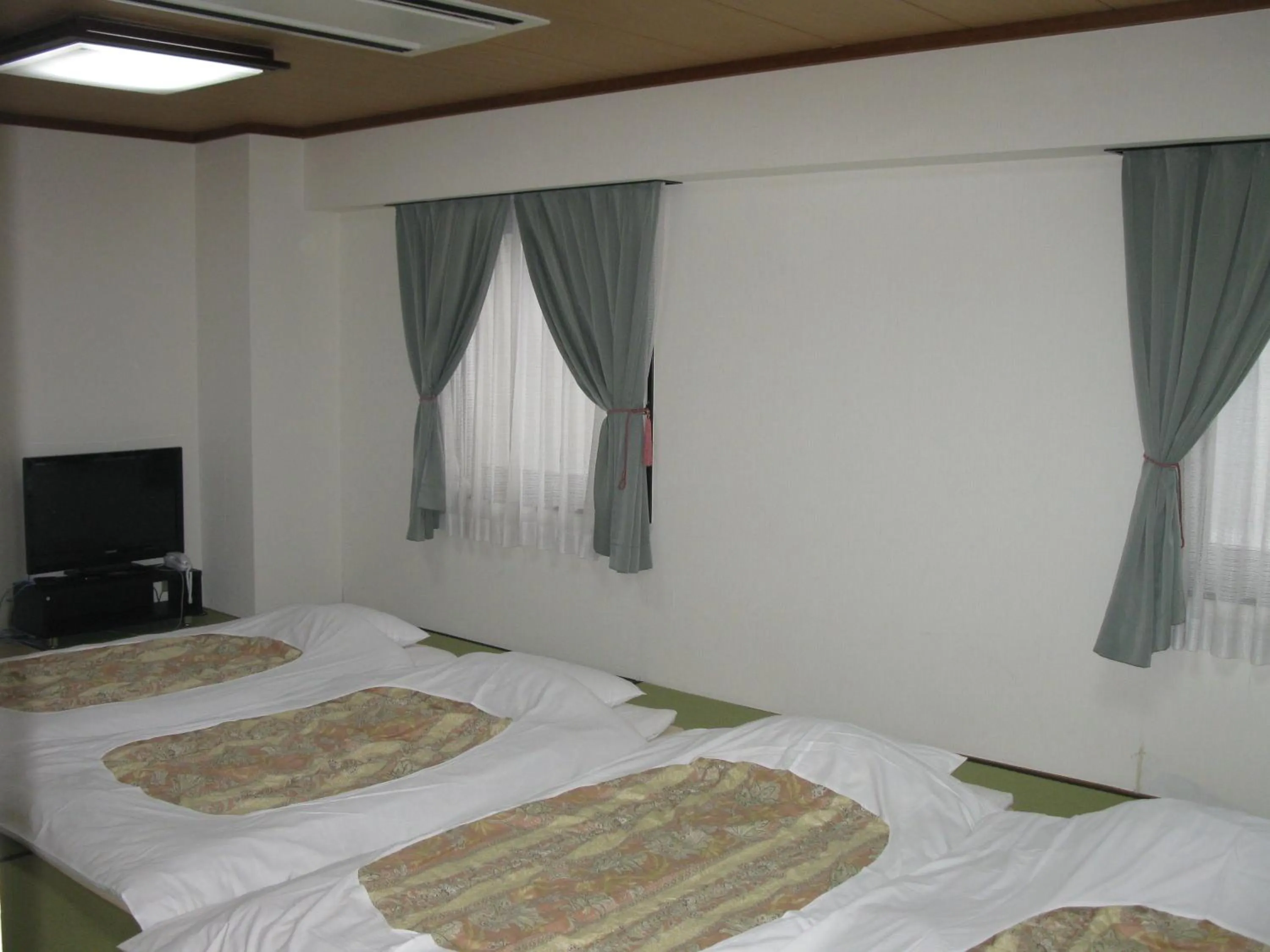 Photo of the whole room, Bed in Hotel Tsukuba Hills Umezono