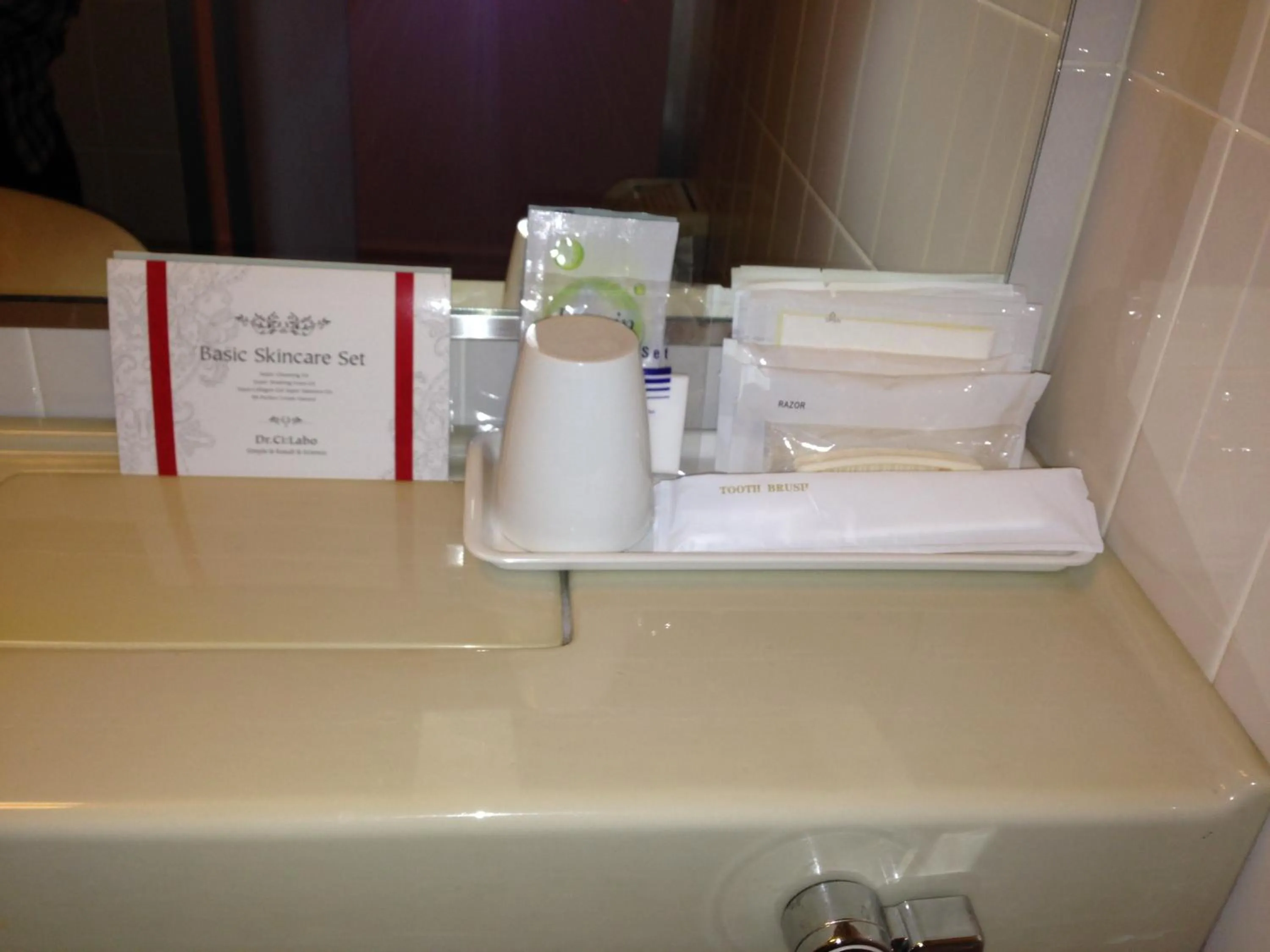 Bathroom in Creston Hotel