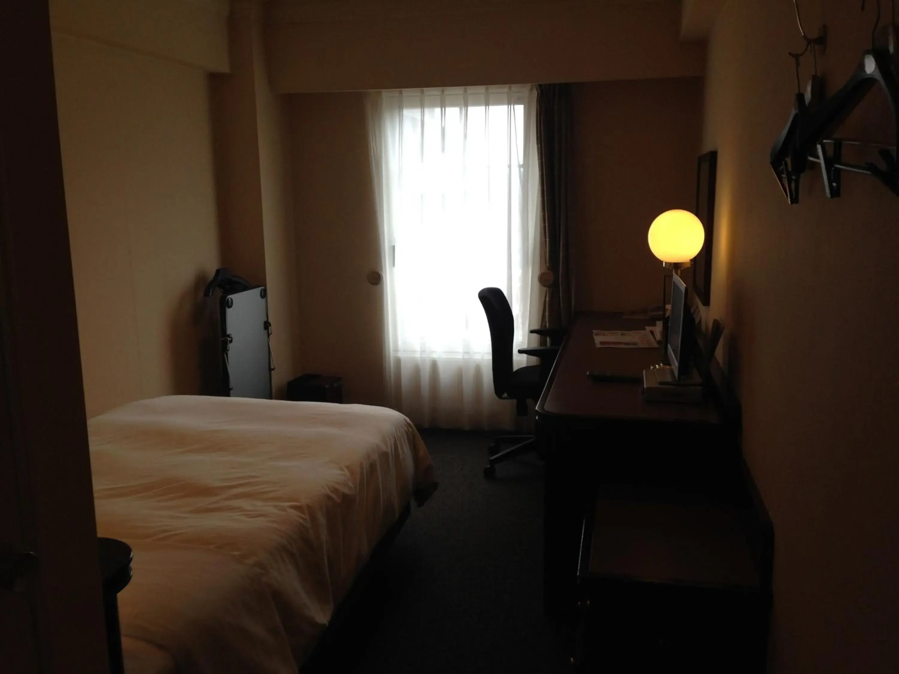 Photo of the whole room, Bed in Creston Hotel Photo of the whole room, Bed in Creston Hotel