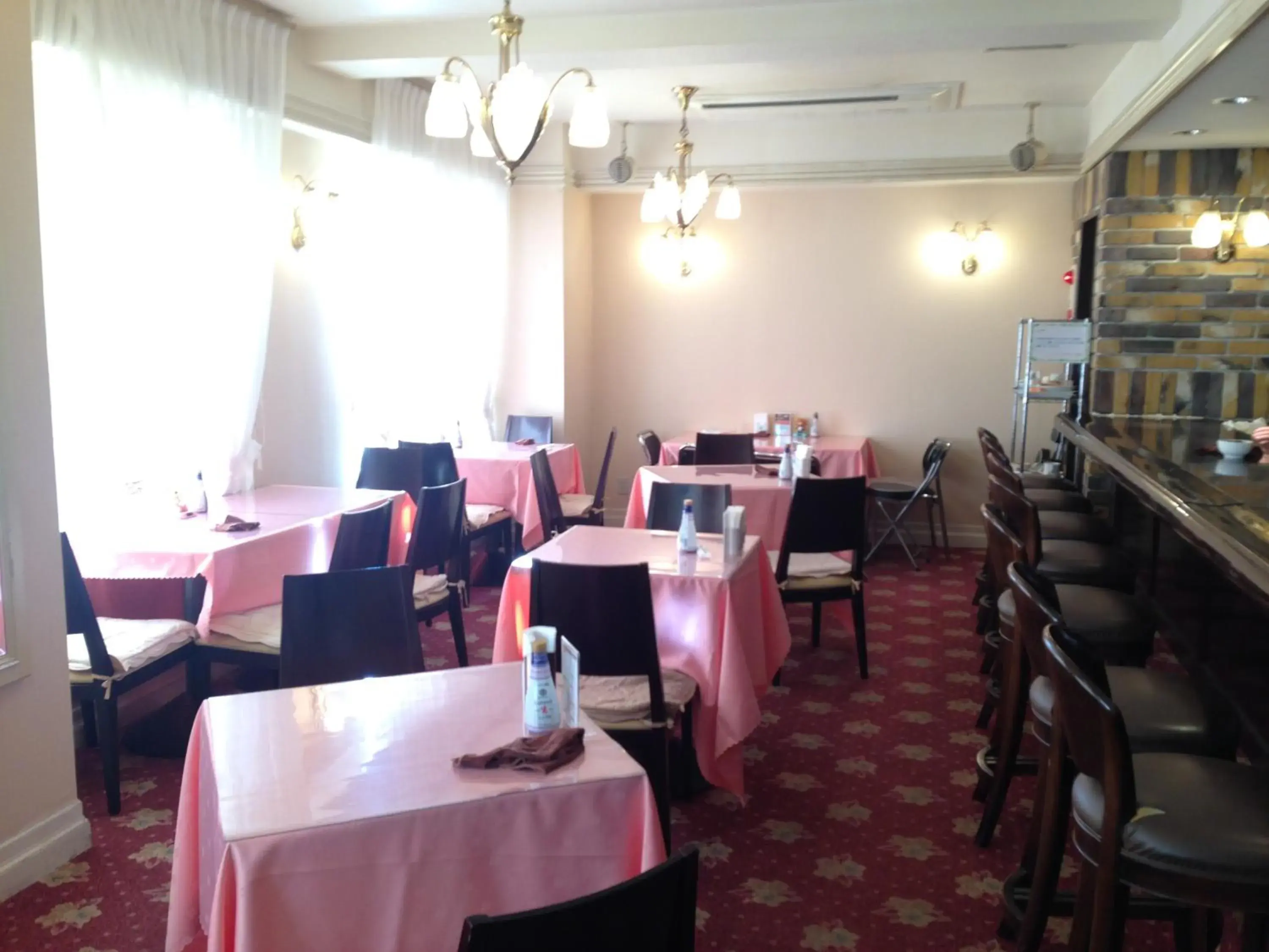 Restaurant/places to eat in Creston Hotel Restaurant/places to eat in Creston Hotel